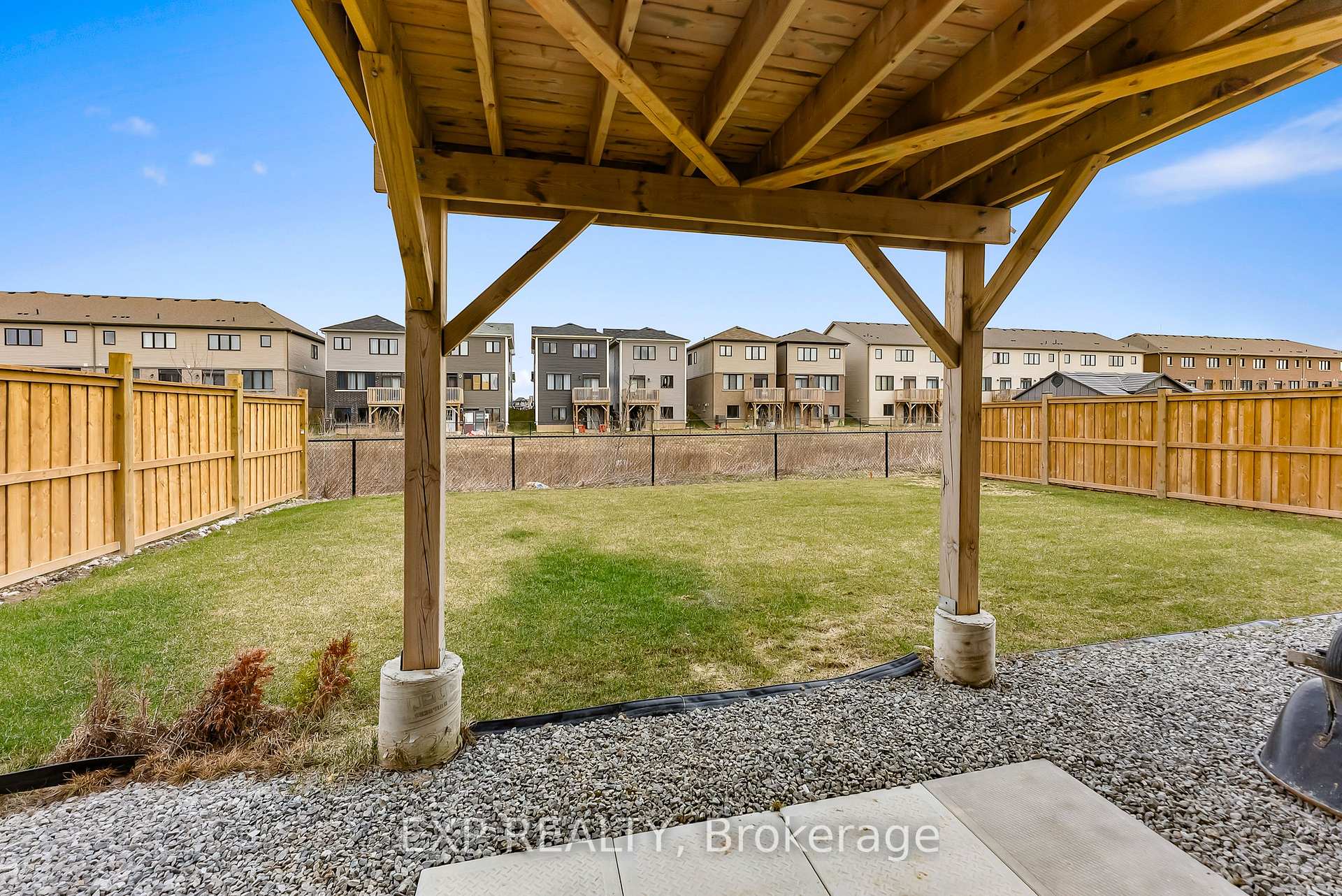 Photo 16 of 32 Explorer Way, Thorold, Rolling Meadows — HOMEH