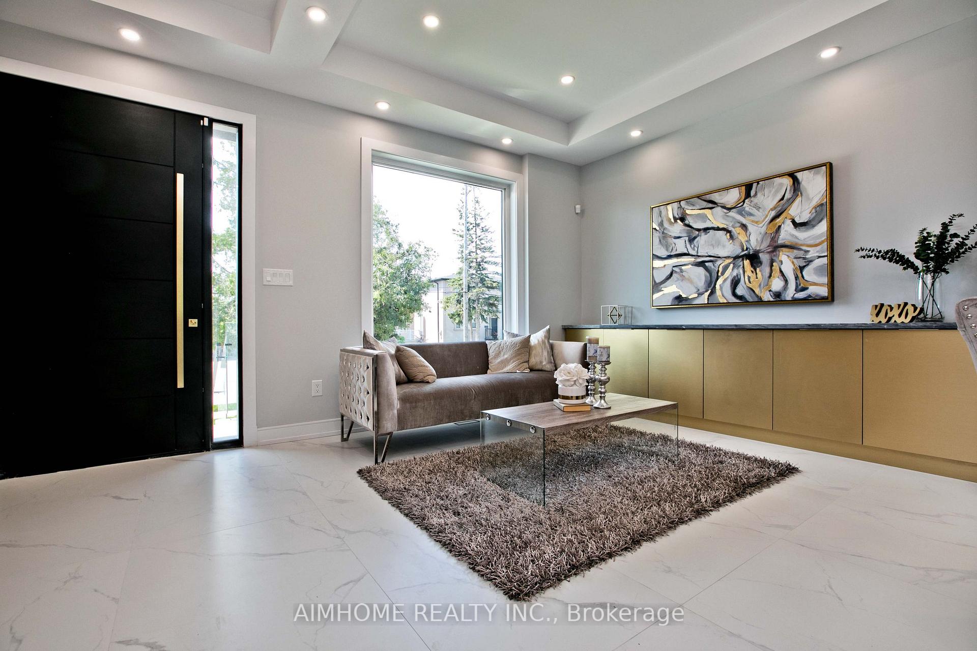 Photo 3 of 142 Ranee Avenue, Toronto, Englemount-Lawrence — HOMEH