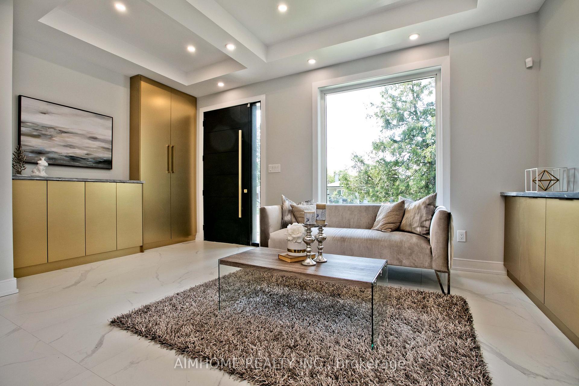Photo 6 of 142 Ranee Avenue, Toronto, Englemount-Lawrence — HOMEH