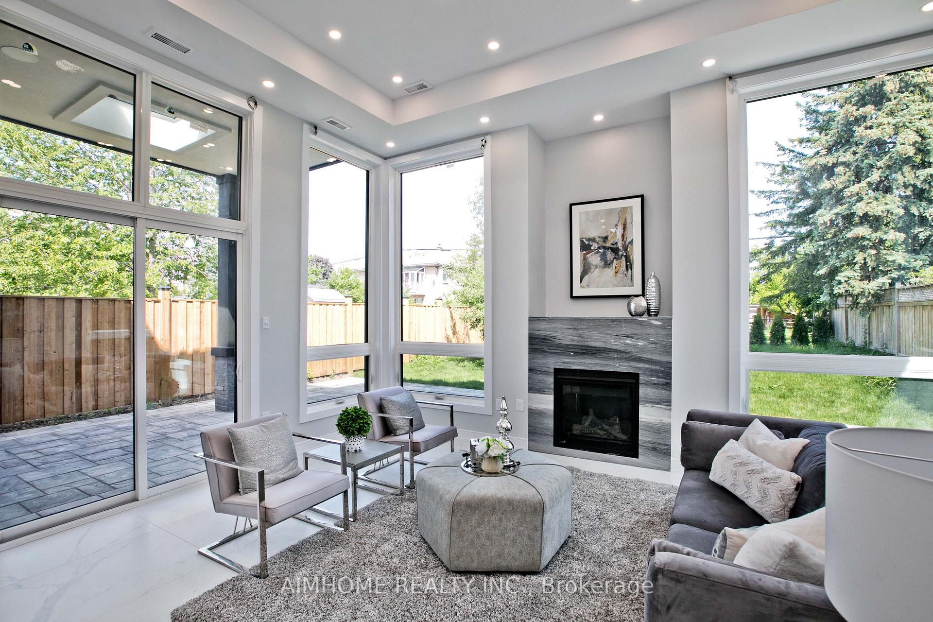 Photo 18 of 142 Ranee Avenue, Toronto, Englemount-Lawrence — HOMEH