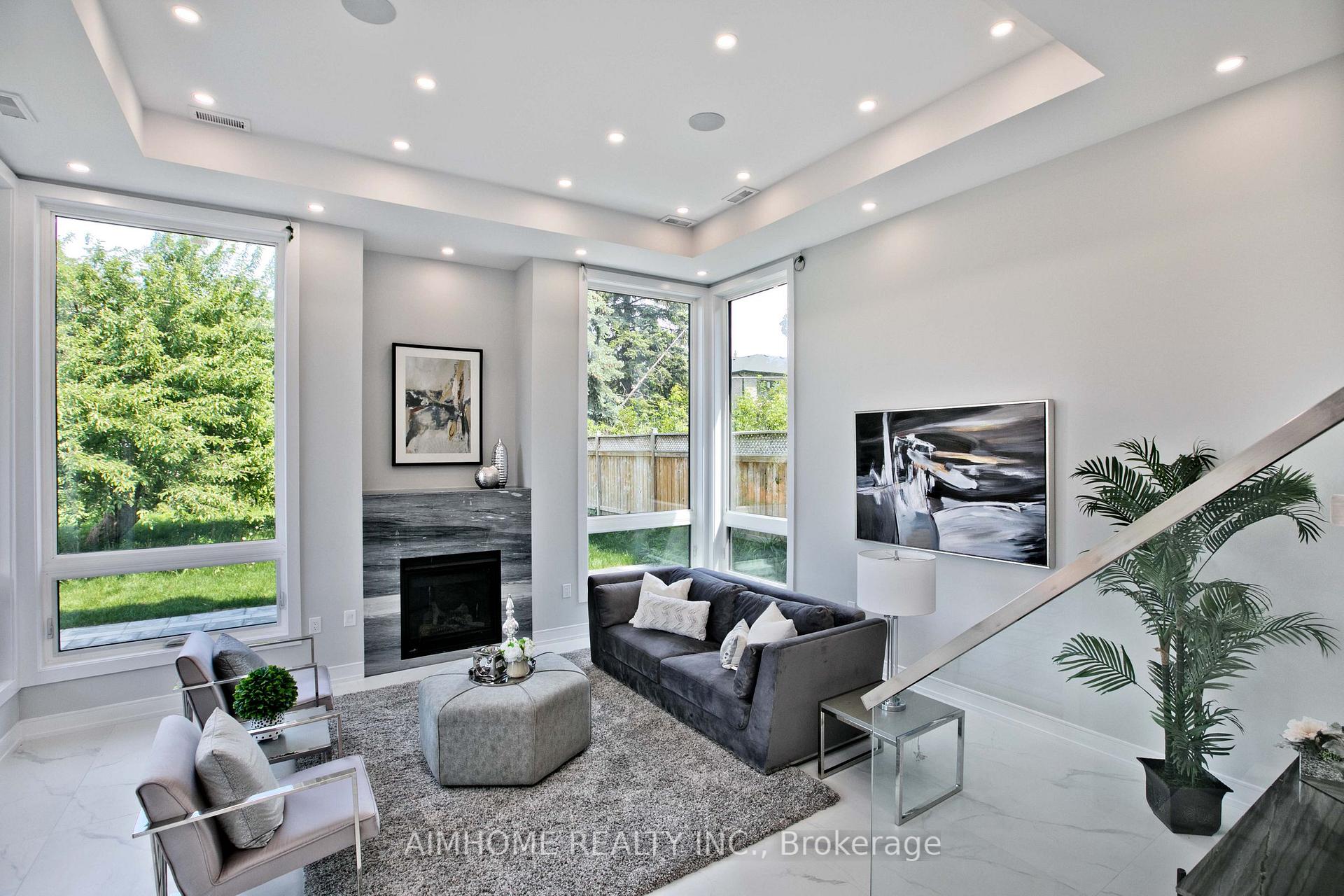 Photo 39 of 142 Ranee Avenue, Toronto, Englemount-Lawrence — HOMEH