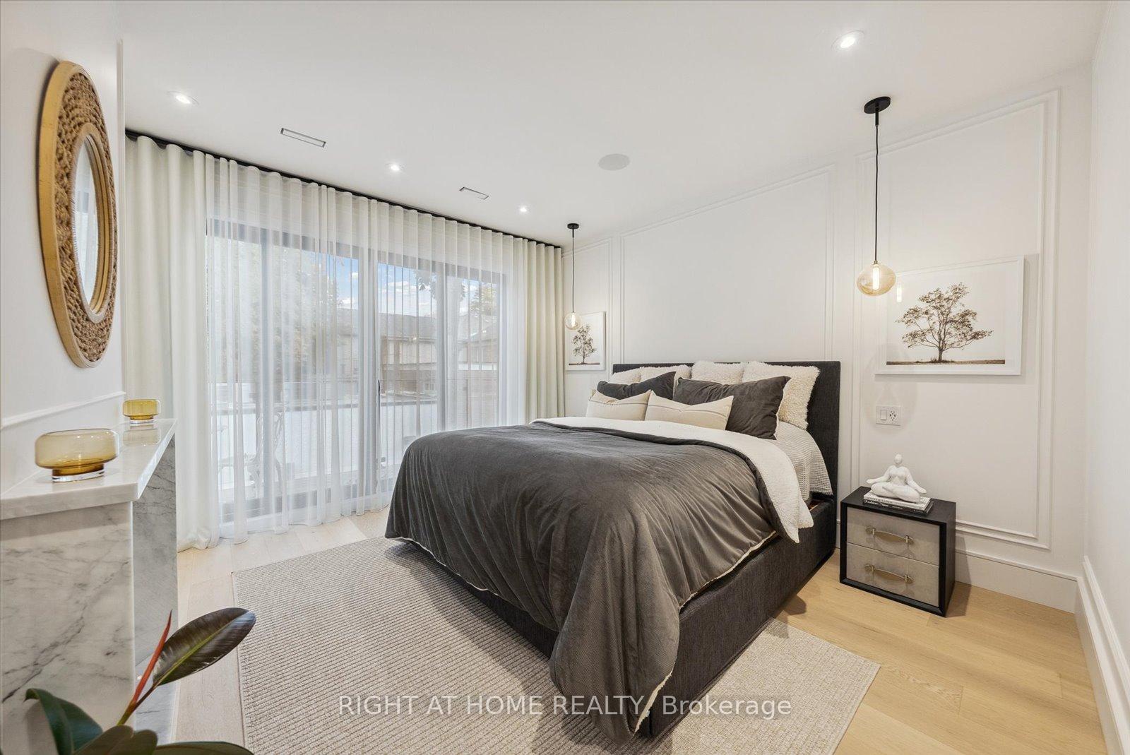Photo 17 of 4 Old Park Road, Toronto, Forest Hill North — HOMEH