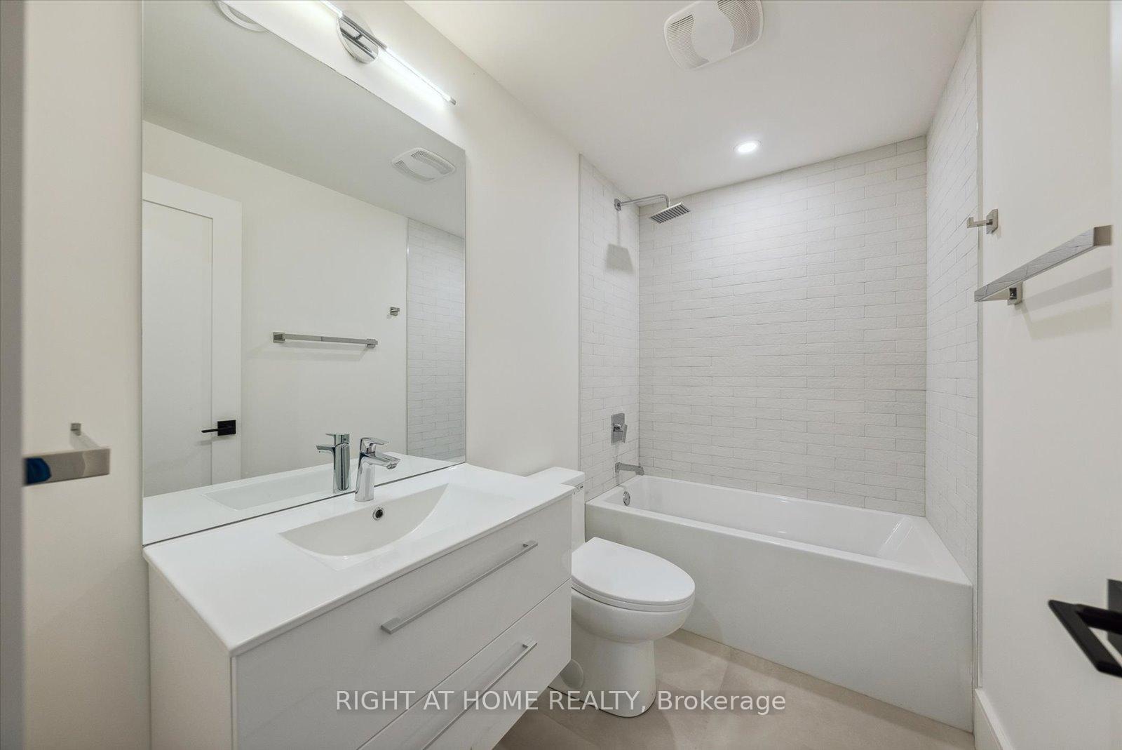 Photo 52 of 4 Old Park Road, Toronto, Forest Hill North — HOMEH