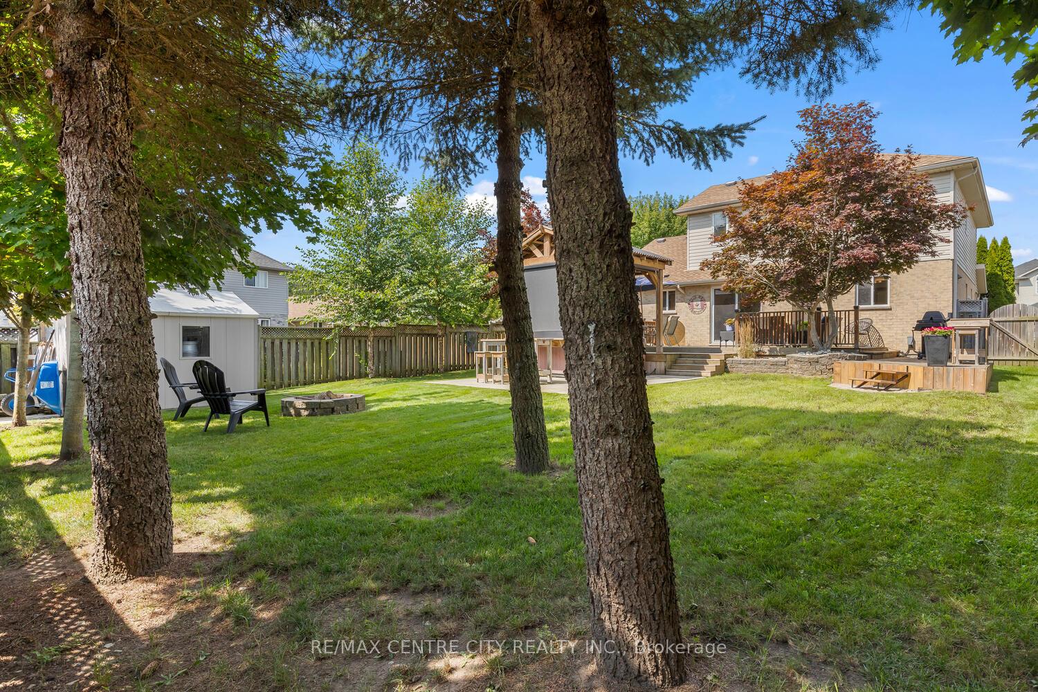 Photo 3 of 56 Mapleridge Crescent, Thames Centre, Dorchester — HOMEH