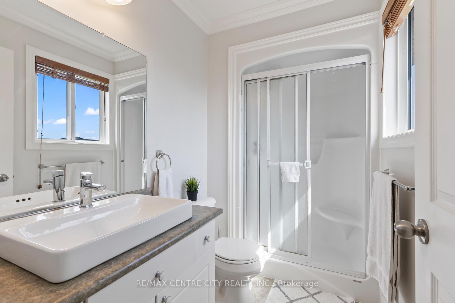 Photo 20 of 56 Mapleridge Crescent, Thames Centre, Dorchester — HOMEH
