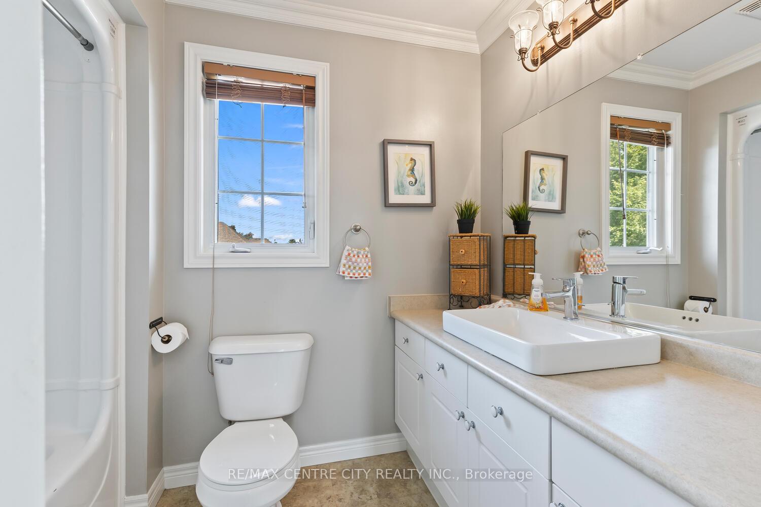 Photo 23 of 56 Mapleridge Crescent, Thames Centre, Dorchester — HOMEH