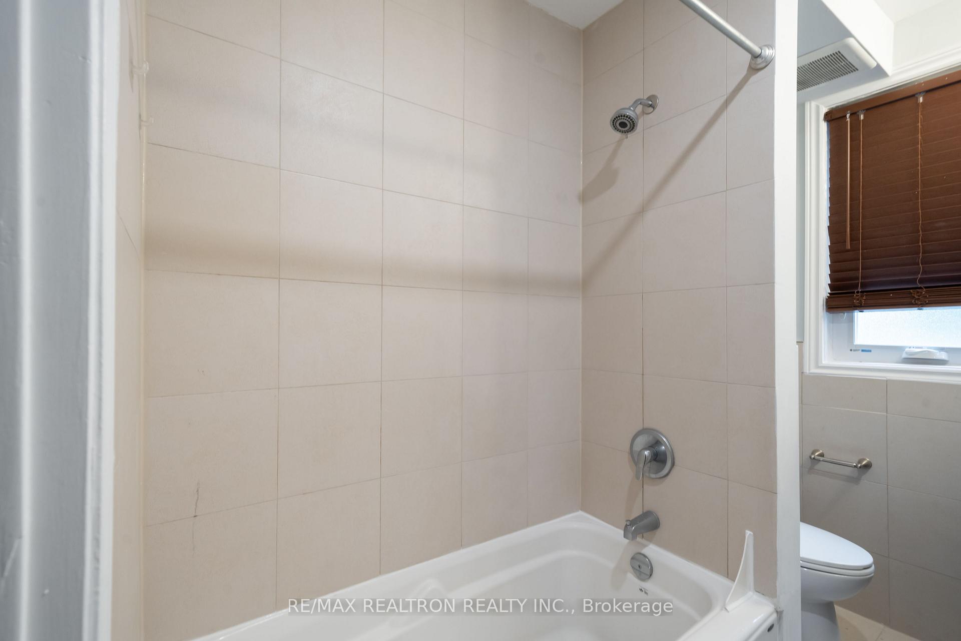 Photo 7 of Unit 2nd Floor, 92 Donlands Avenue, Toronto, Danforth — HOMEH