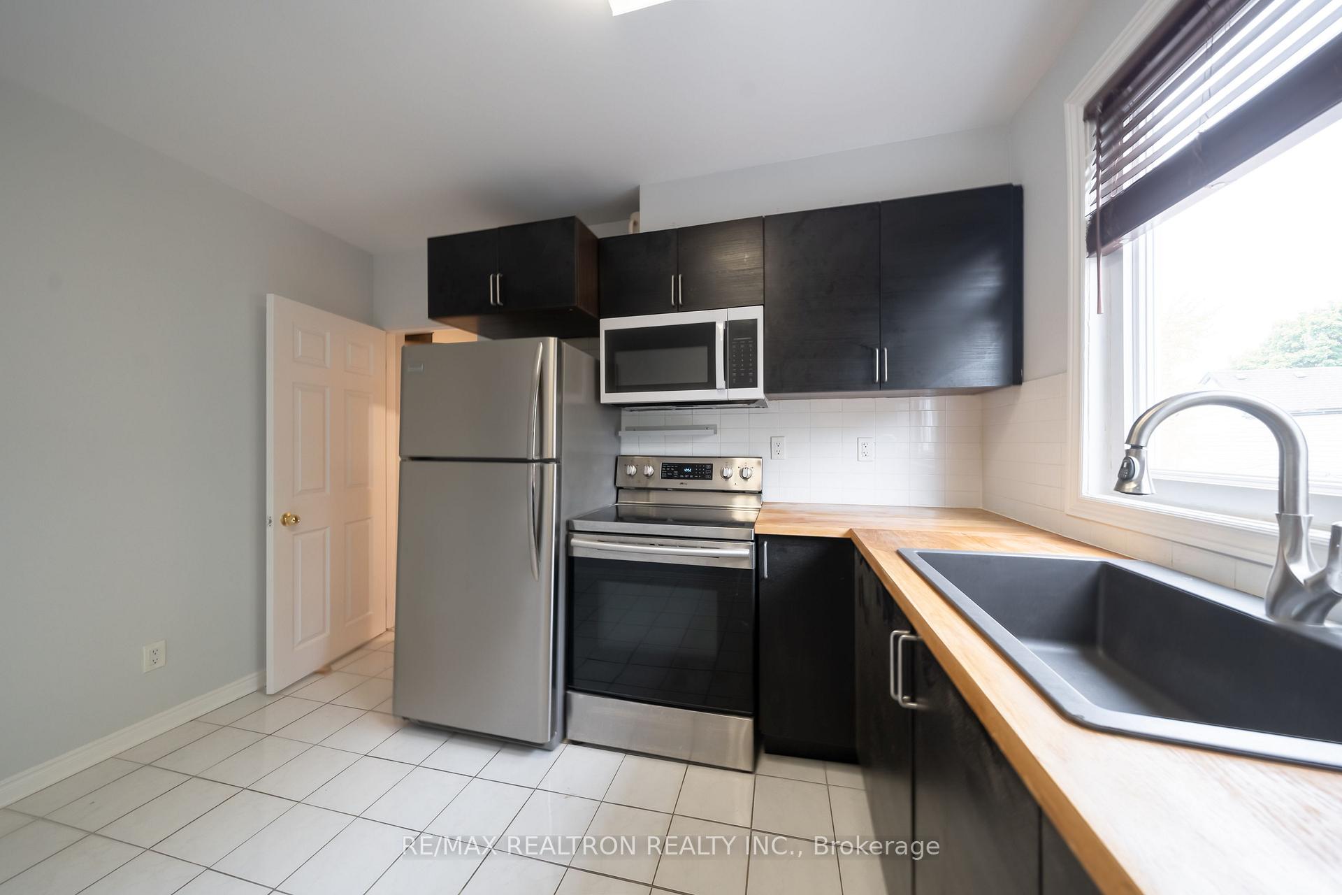 Photo 10 of Unit 2nd Floor, 92 Donlands Avenue, Toronto, Danforth — HOMEH