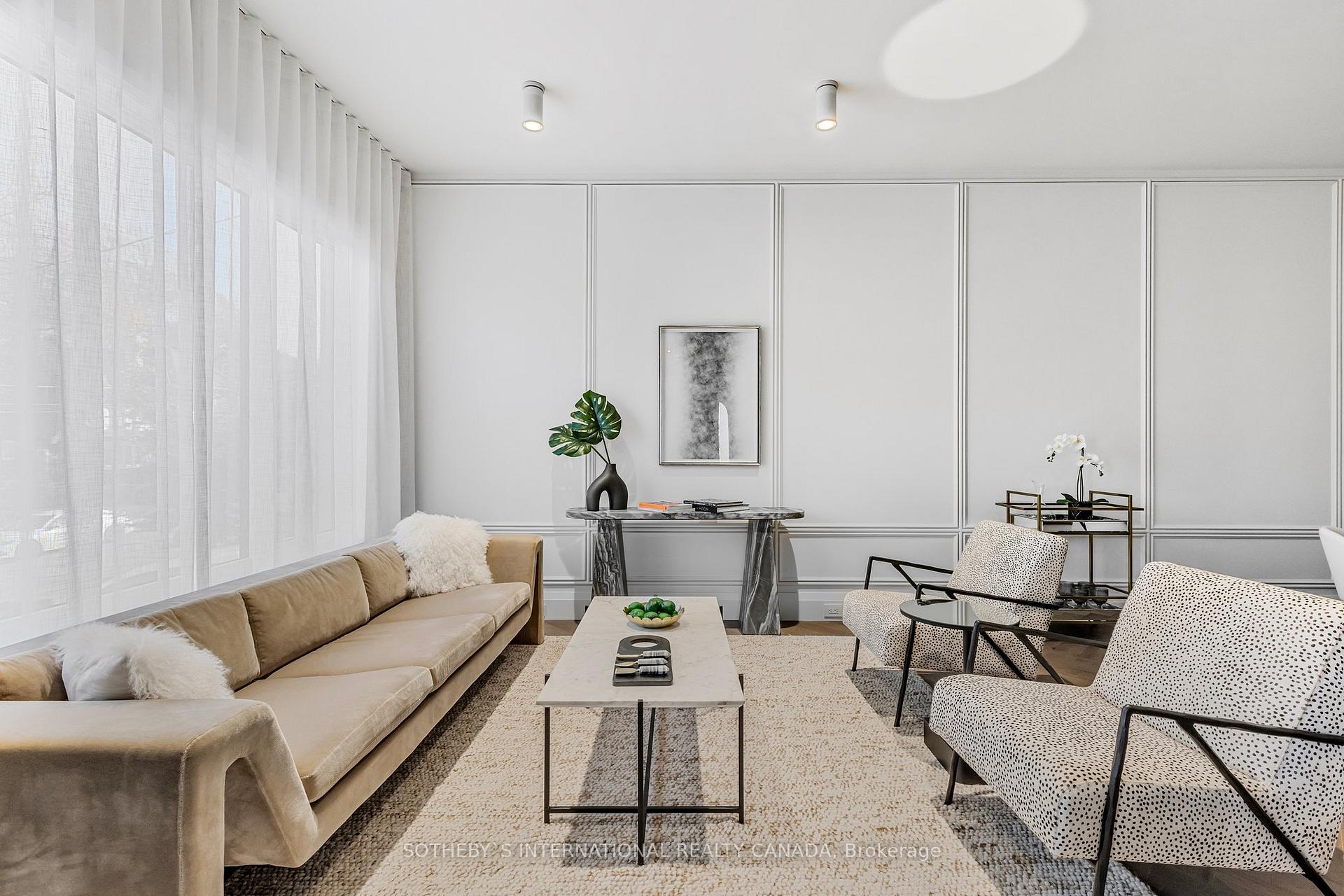 Photo 2 of 678 Oriole Parkway, Toronto, Yonge-Eglinton — HOMEH