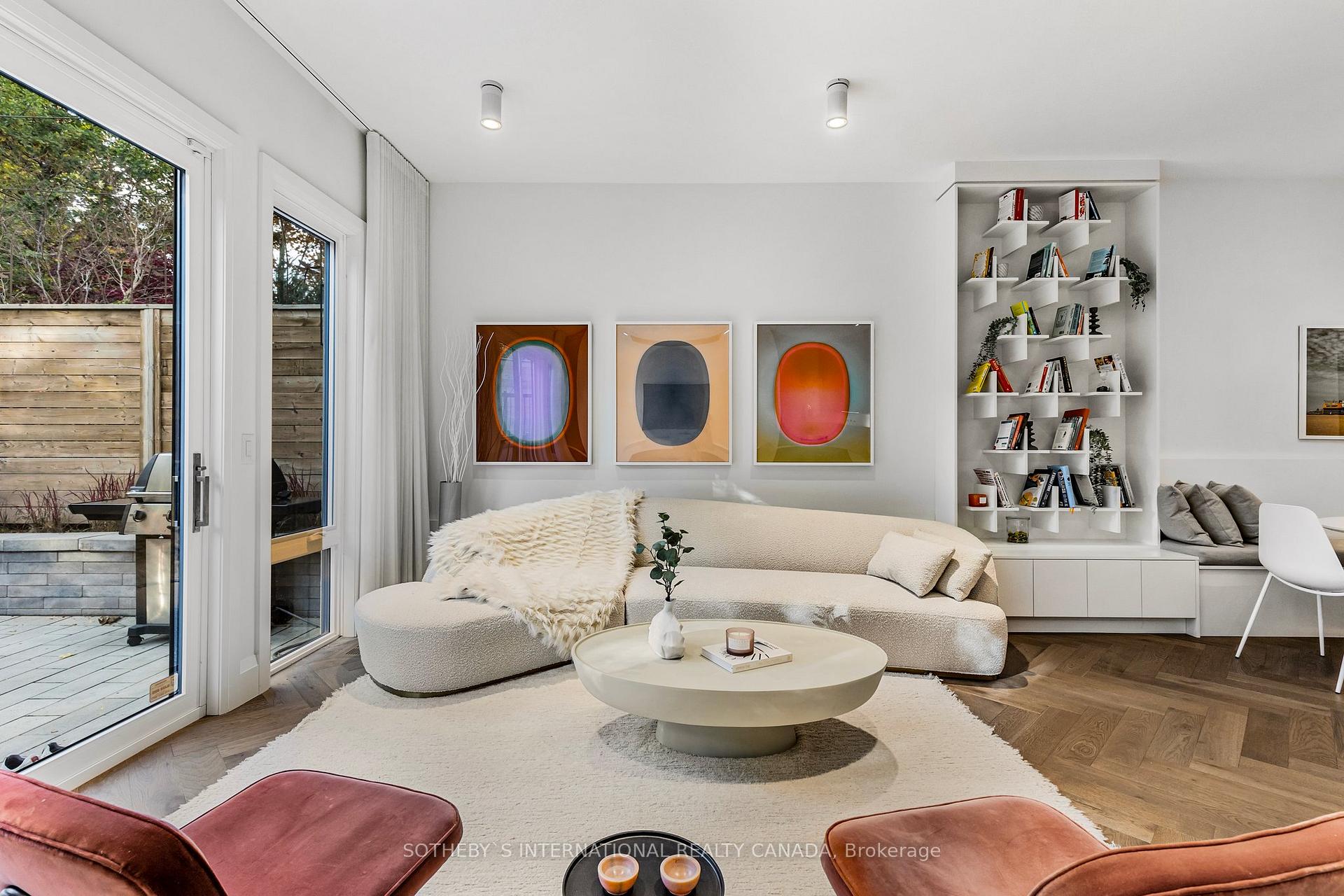 Photo 13 of 678 Oriole Parkway, Toronto, Yonge-Eglinton — HOMEH