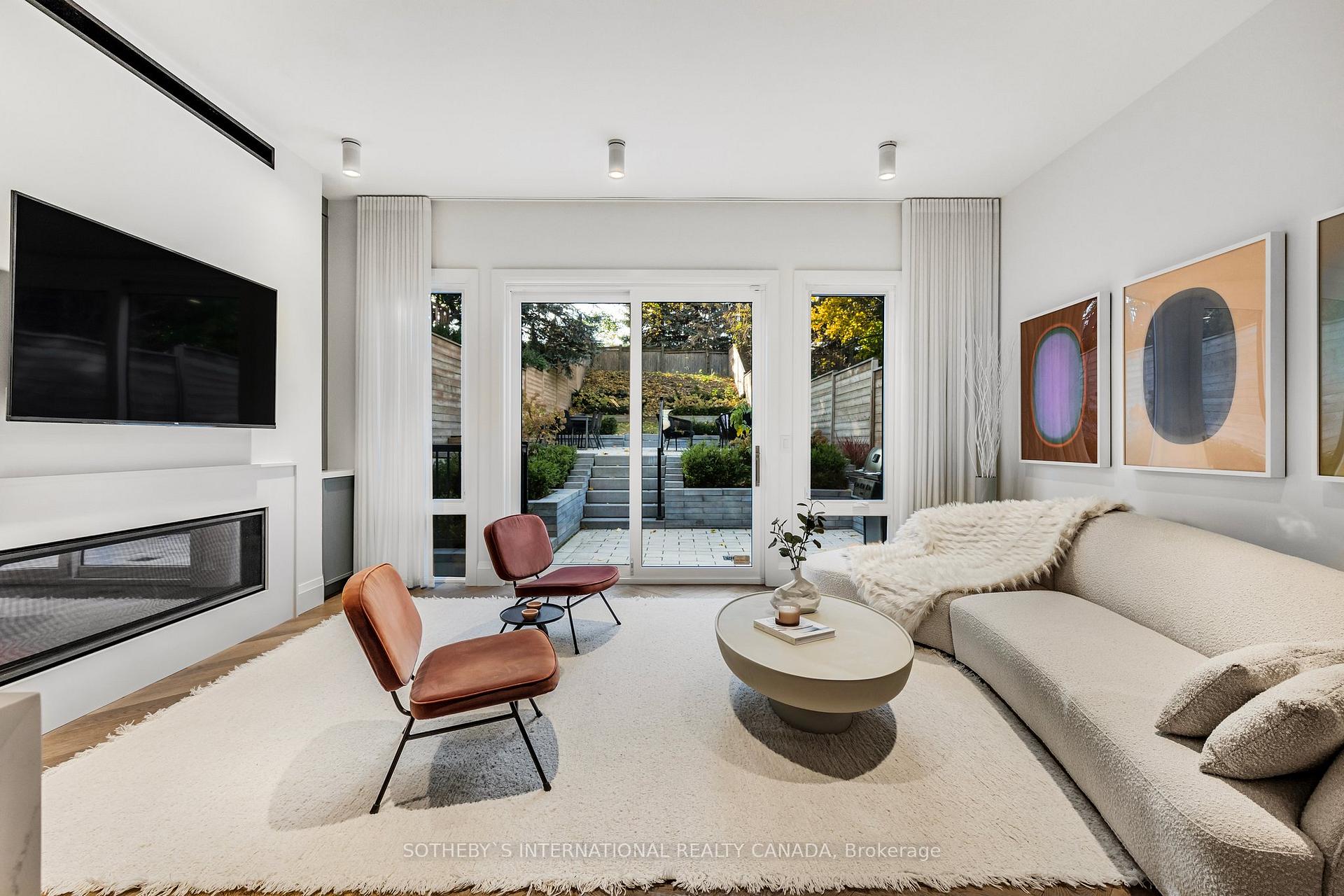 Photo 7 of 678 Oriole Parkway, Toronto, Yonge-Eglinton — HOMEH