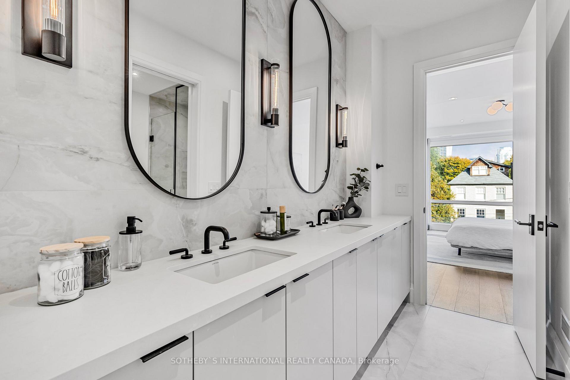 Photo 37 of 678 Oriole Parkway, Toronto, Yonge-Eglinton — HOMEH