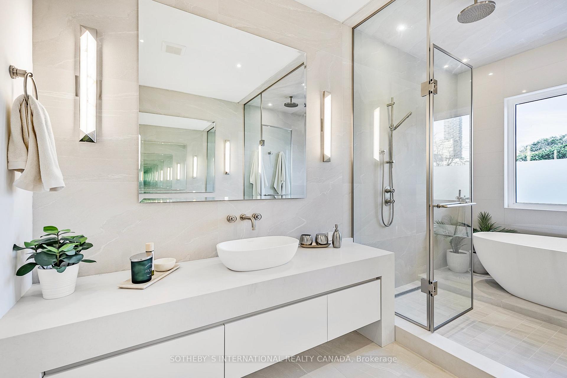 Photo 32 of 678 Oriole Parkway, Toronto, Yonge-Eglinton — HOMEH