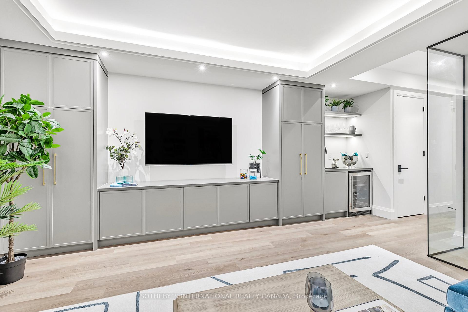 Photo 34 of 678 Oriole Parkway, Toronto, Yonge-Eglinton — HOMEH