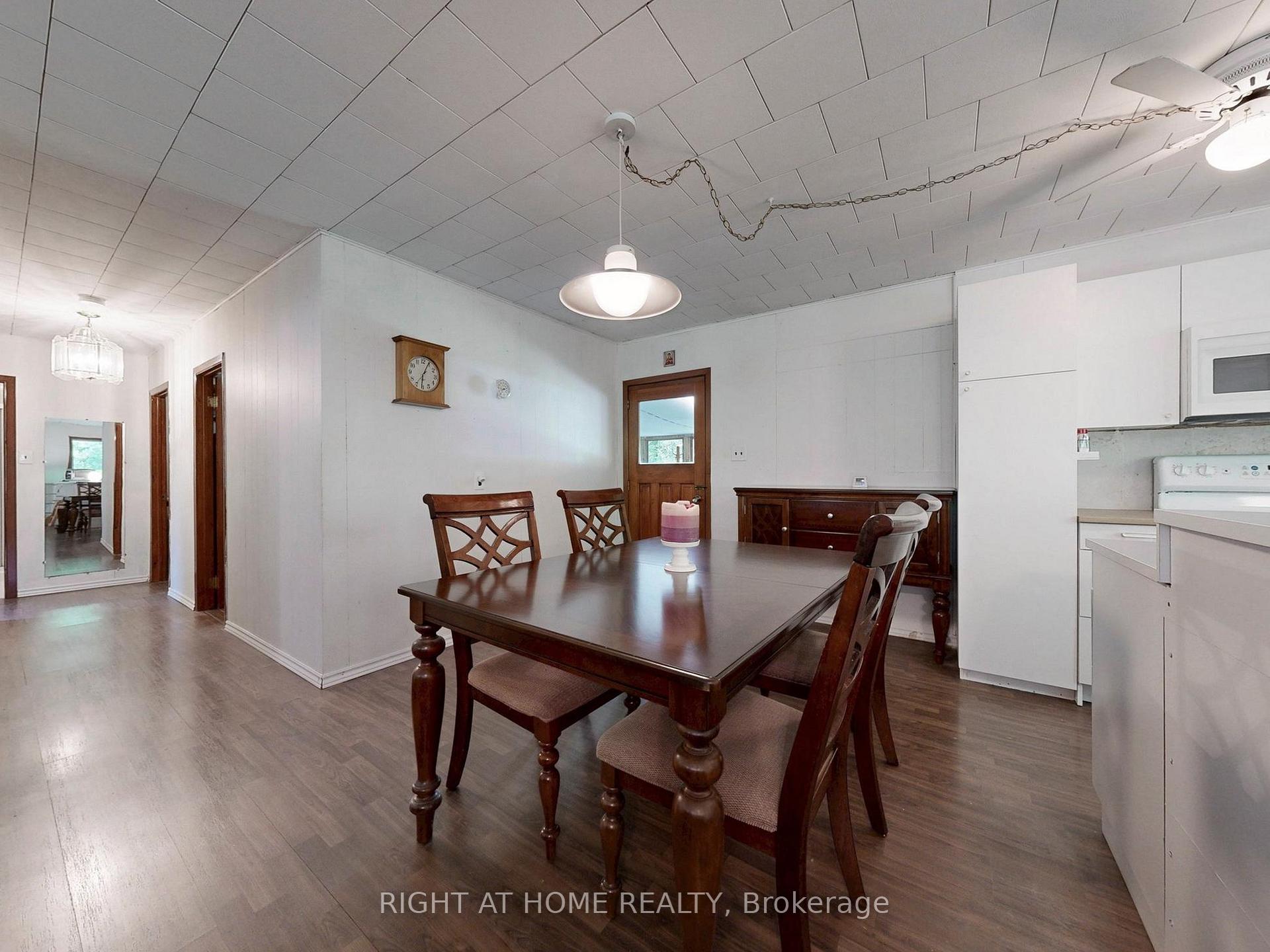 Photo 11 of 39 Rue Jules Leger Street, Tiny, Rural Tiny — HOMEH