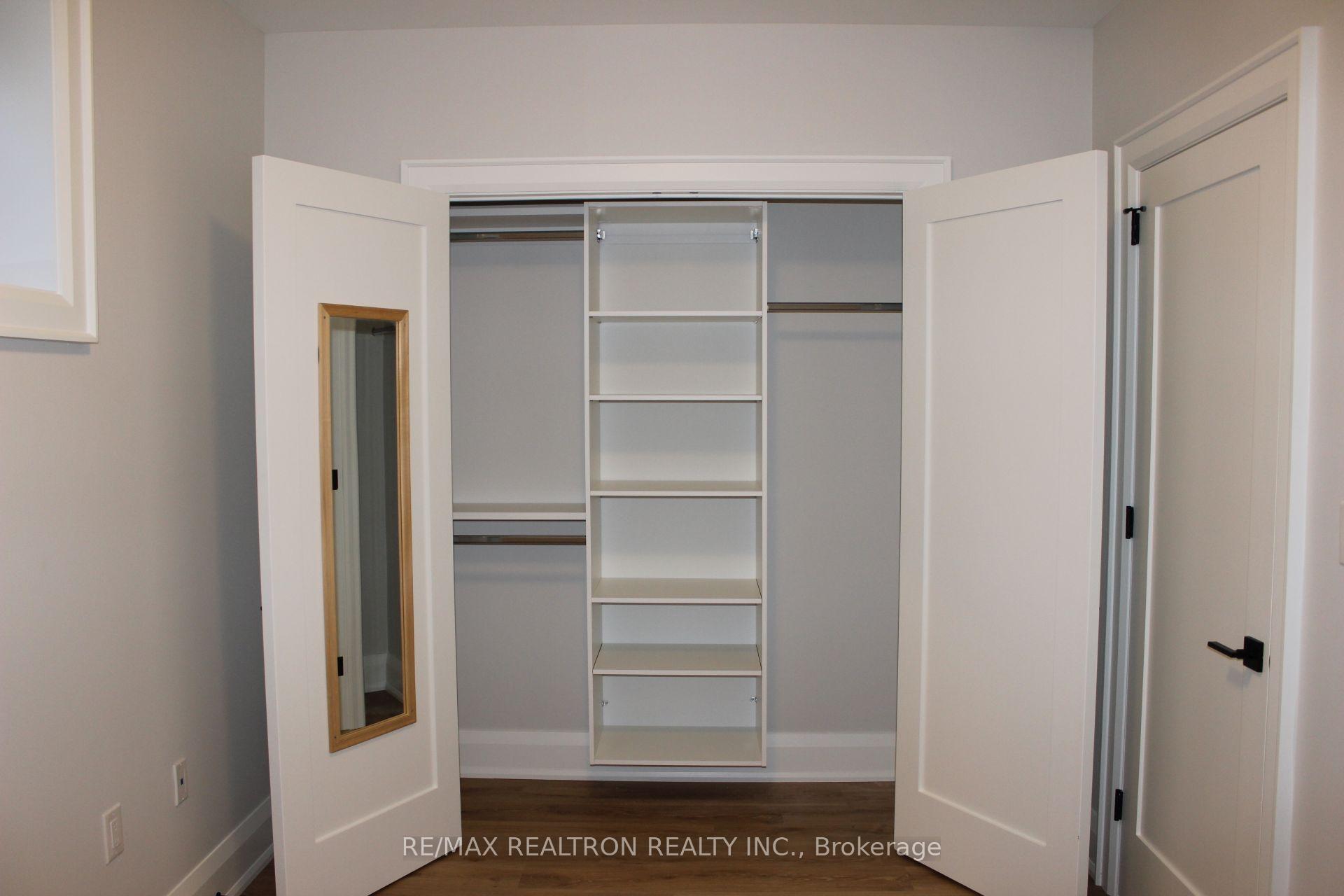 Photo 6 of Unit Bsmt, 60 Dell Park Avenue, Toronto, Englemount-Lawrence — HOMEH
