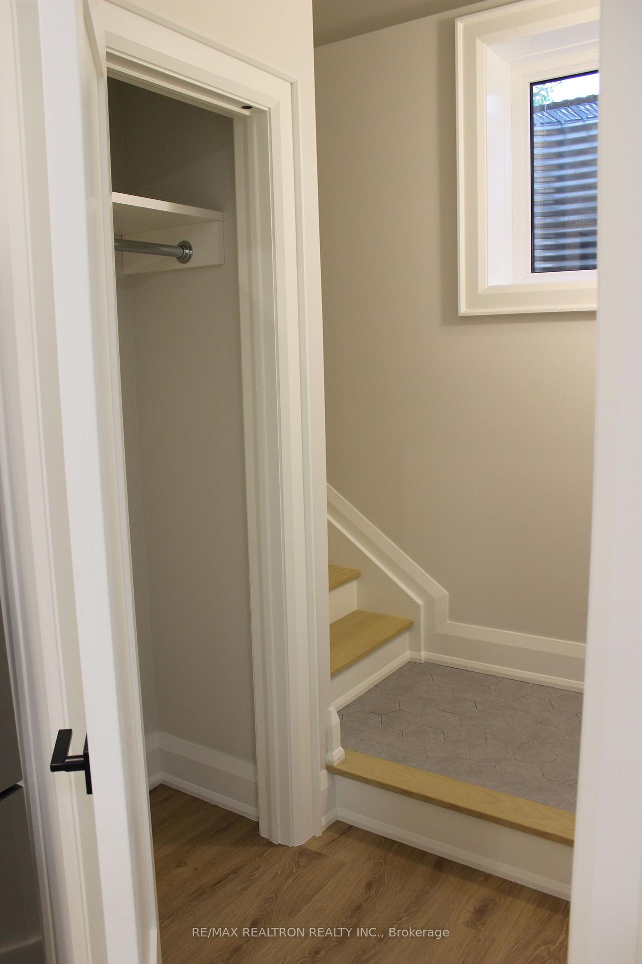 Photo 8 of Unit Bsmt, 60 Dell Park Avenue, Toronto, Englemount-Lawrence — HOMEH