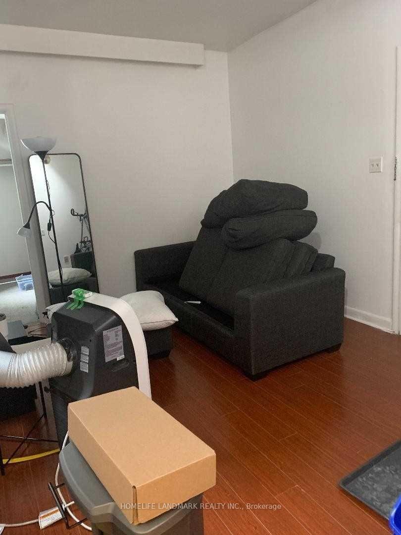 Photo 4 of Unit 3, 220 Gerrard Street E, Toronto, Moss Park — HOMEH
