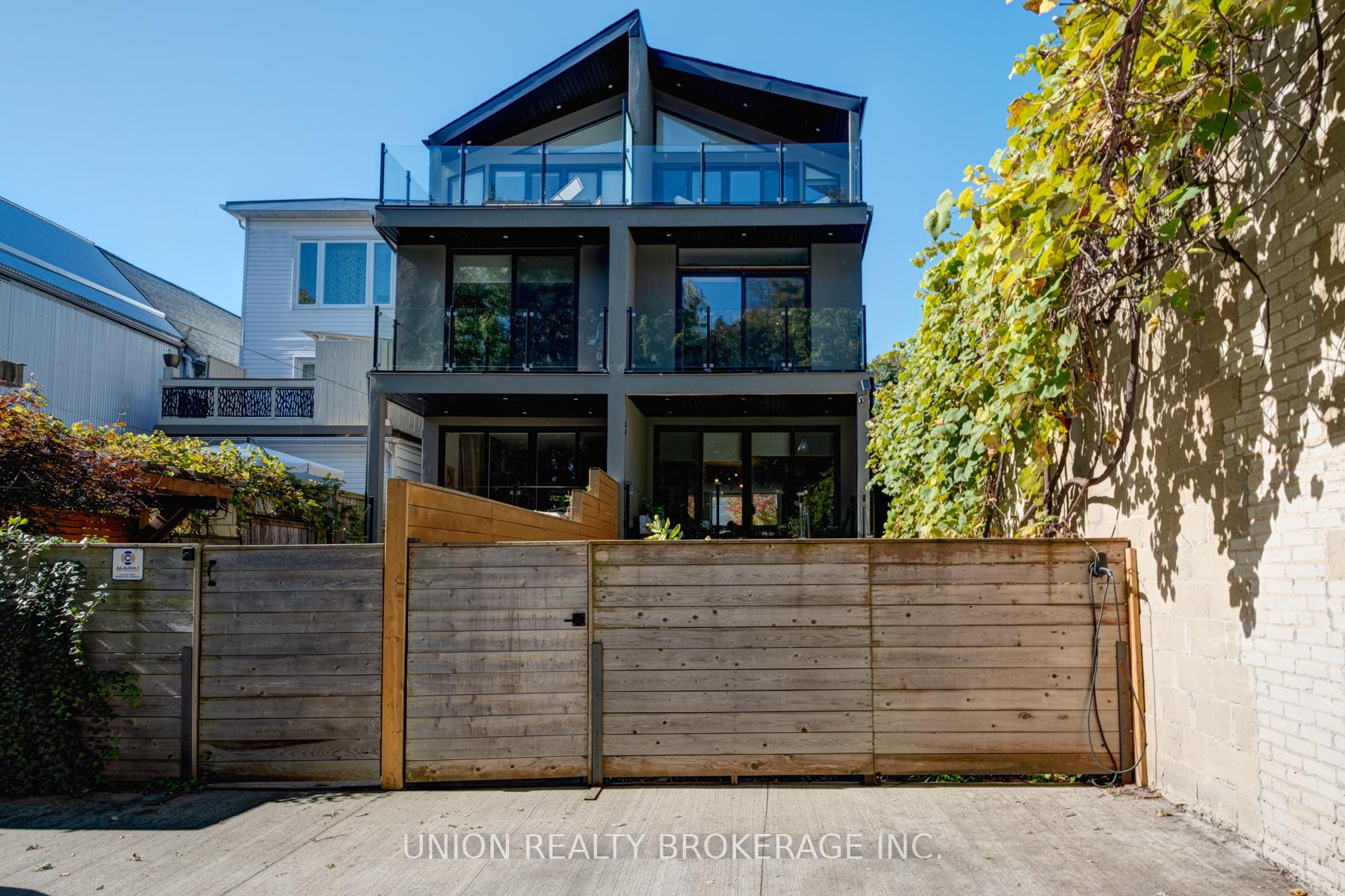 Photo 34 of 47 Woodfield Road, Toronto, Greenwood-Coxwell — HOMEH