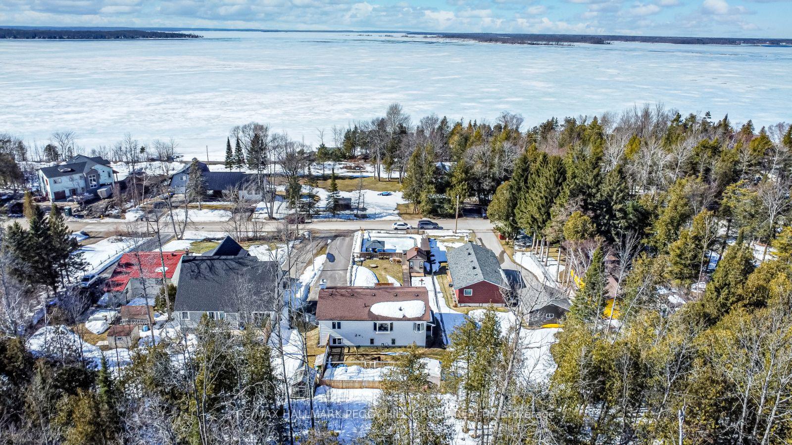 Photo 4 of 99 King Road, Tay, Waubaushene — HOMEH