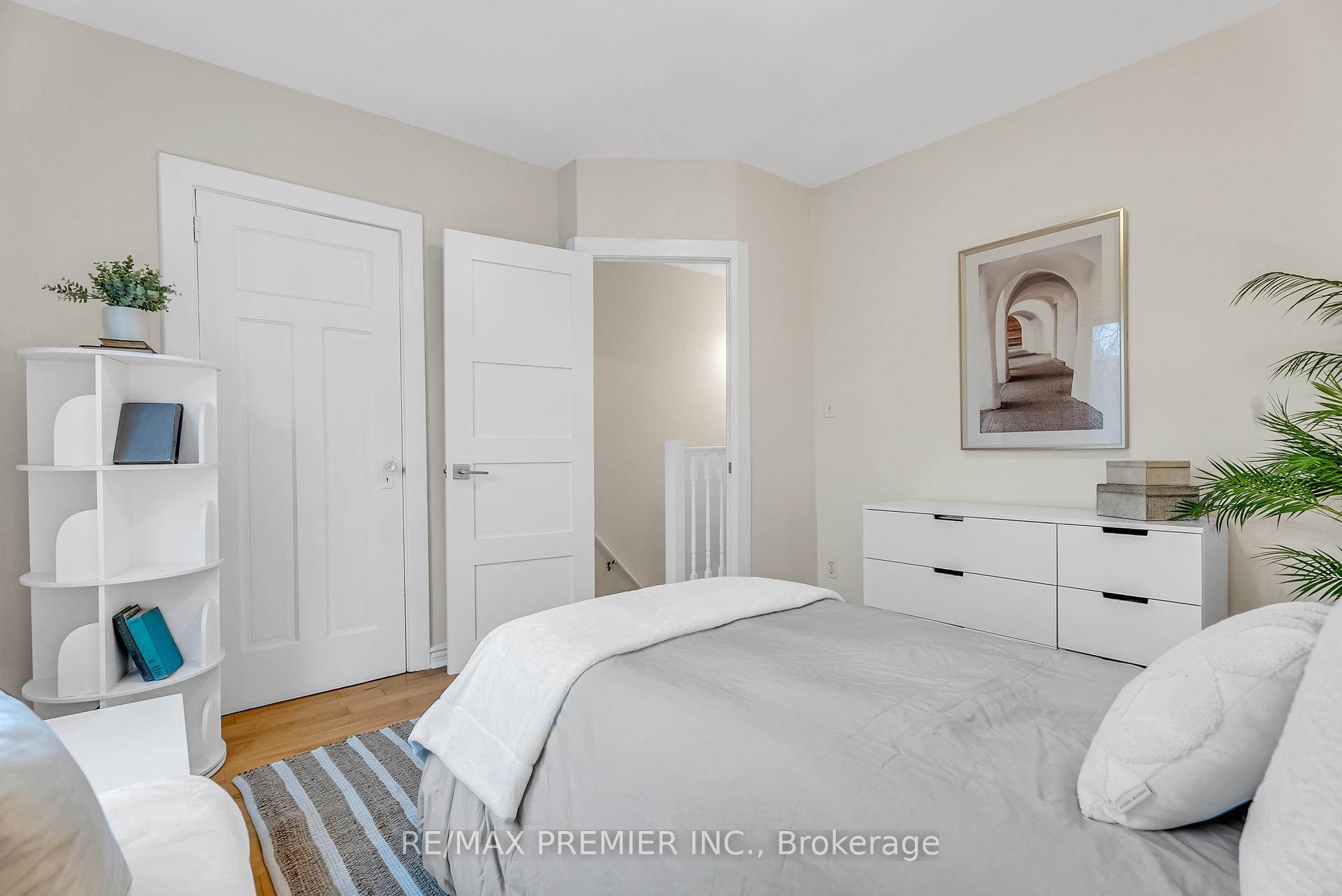 Photo 21 of 91 Merrill Avenue E, Toronto, Woodbine Corridor — HOMEH