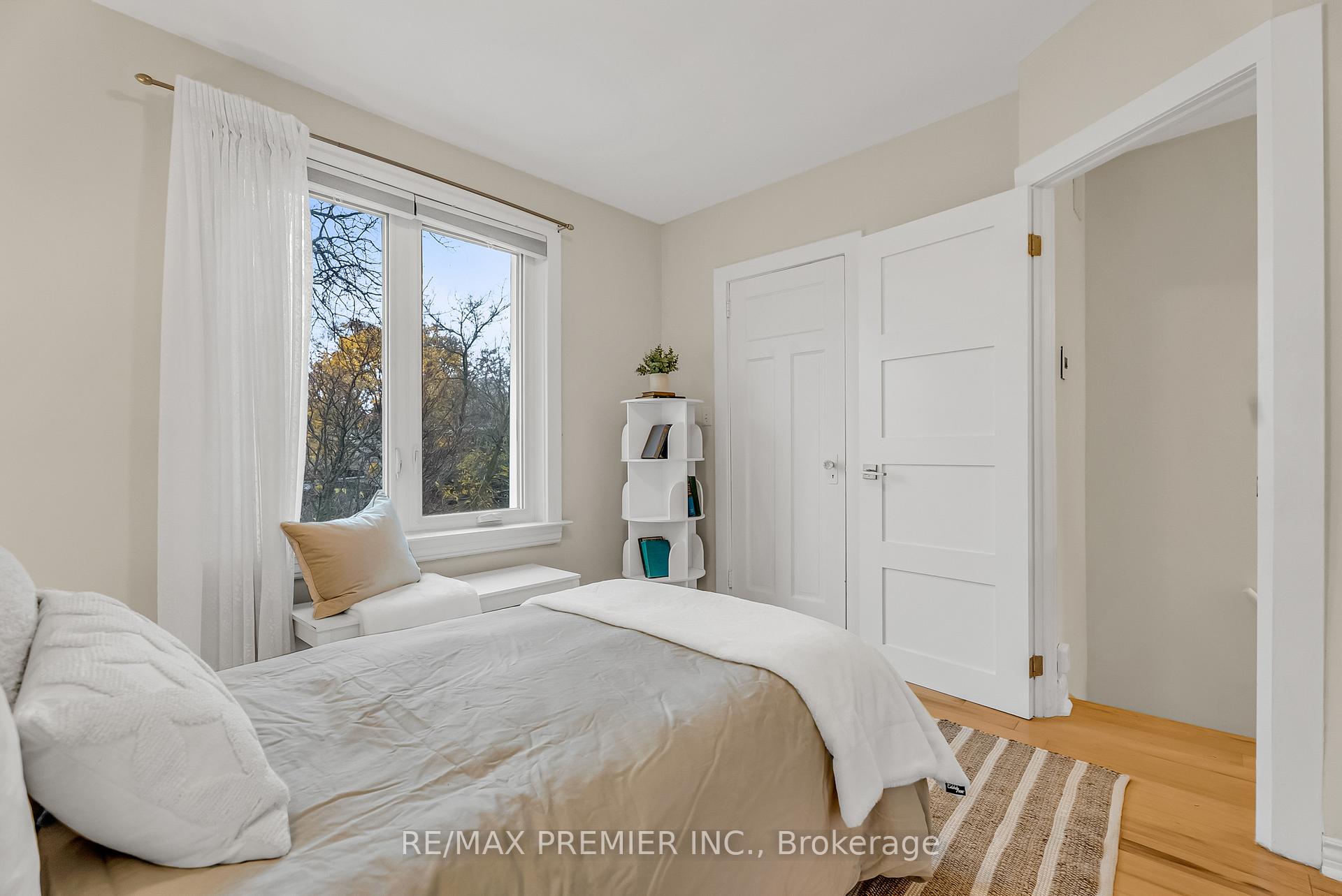 Photo 22 of 91 Merrill Avenue E, Toronto, Woodbine Corridor — HOMEH