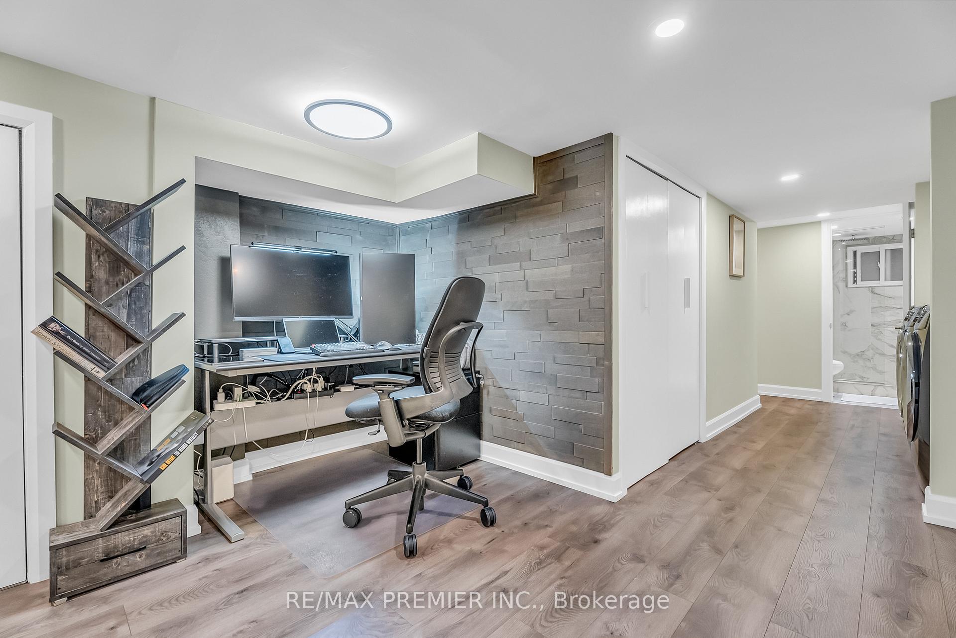 Photo 28 of 91 Merrill Avenue E, Toronto, Woodbine Corridor — HOMEH