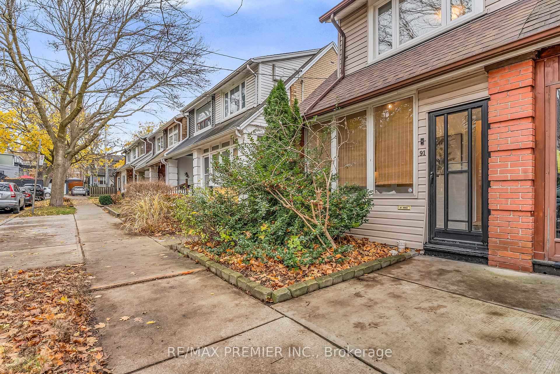 Photo 38 of 91 Merrill Avenue E, Toronto, Woodbine Corridor — HOMEH