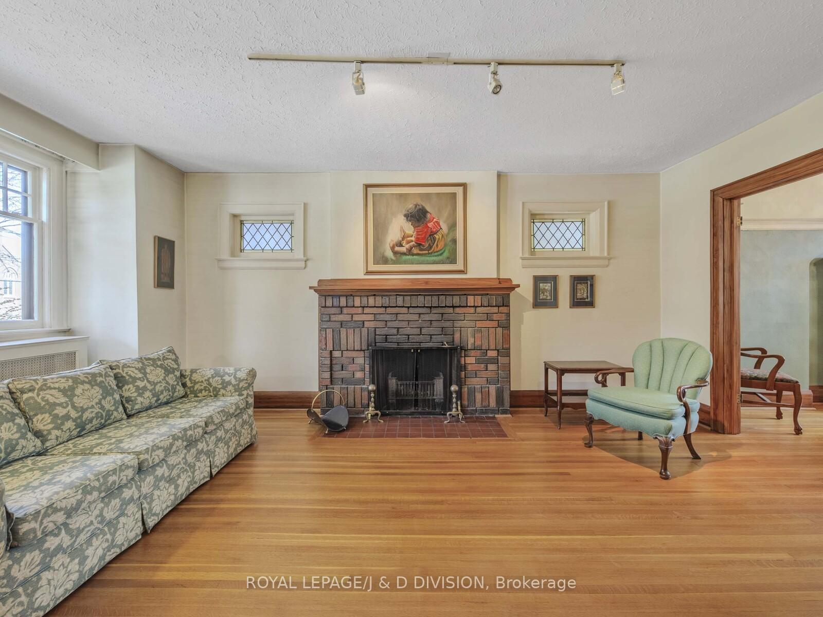 Photo 7 of 43 Fairlawn Avenue, Toronto, Lawrence Park North — HOMEH