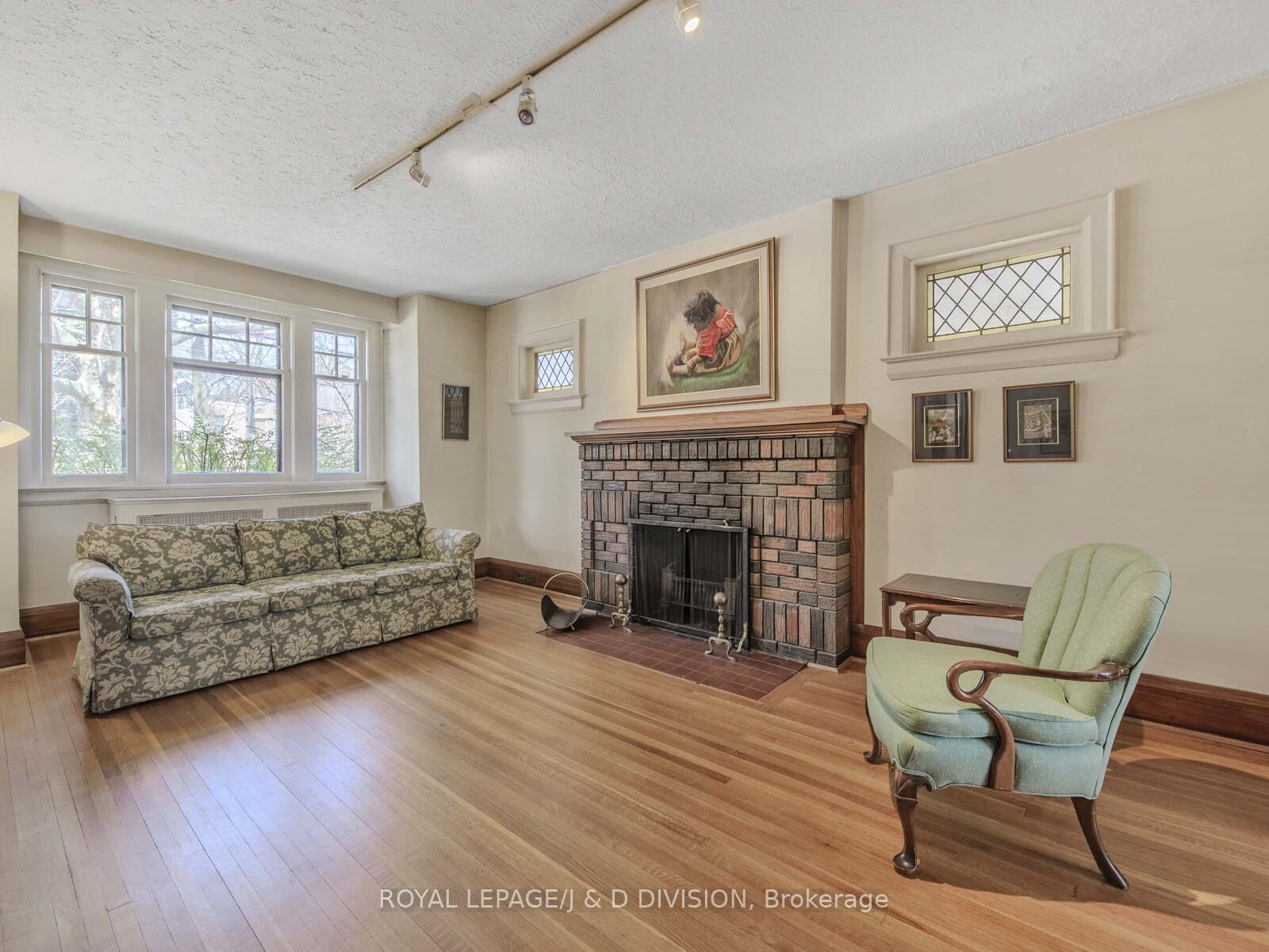 Photo 10 of 43 Fairlawn Avenue, Toronto, Lawrence Park North — HOMEH