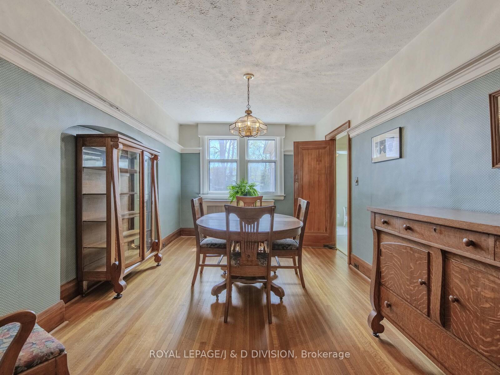 Photo 11 of 43 Fairlawn Avenue, Toronto, Lawrence Park North — HOMEH