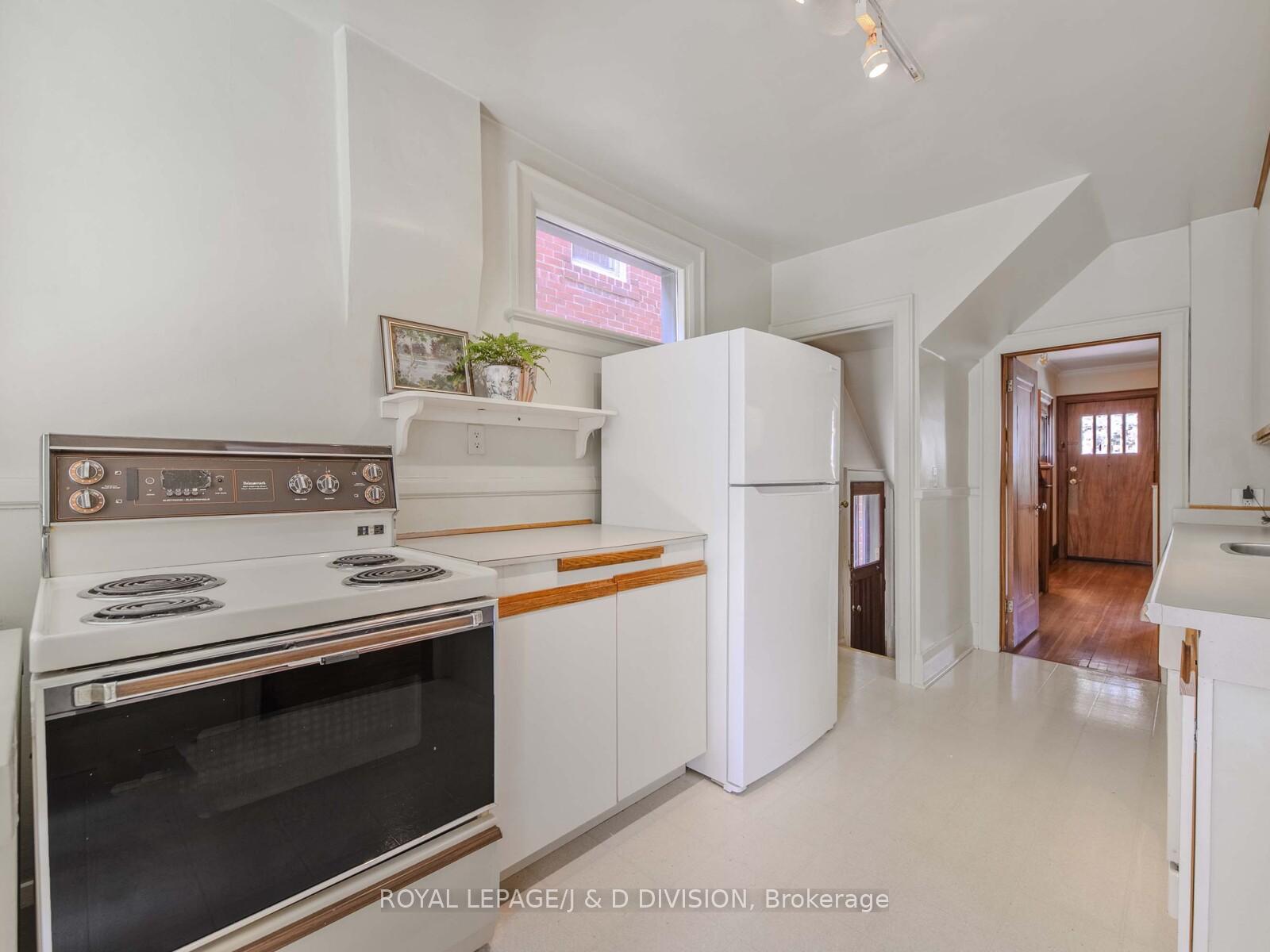 Photo 14 of 43 Fairlawn Avenue, Toronto, Lawrence Park North — HOMEH