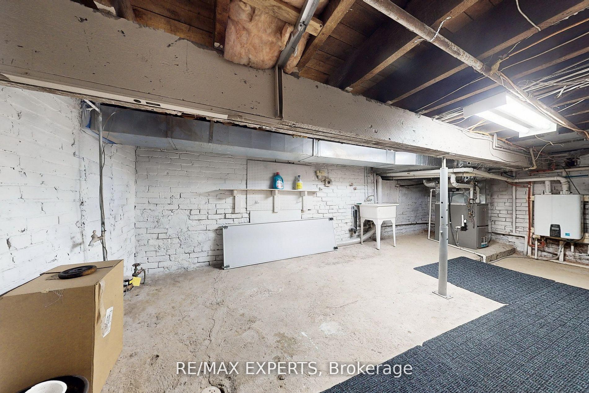 Photo 19 of 85 Laurel Avenue, Scarborough, Kennedy Park — HOMEH