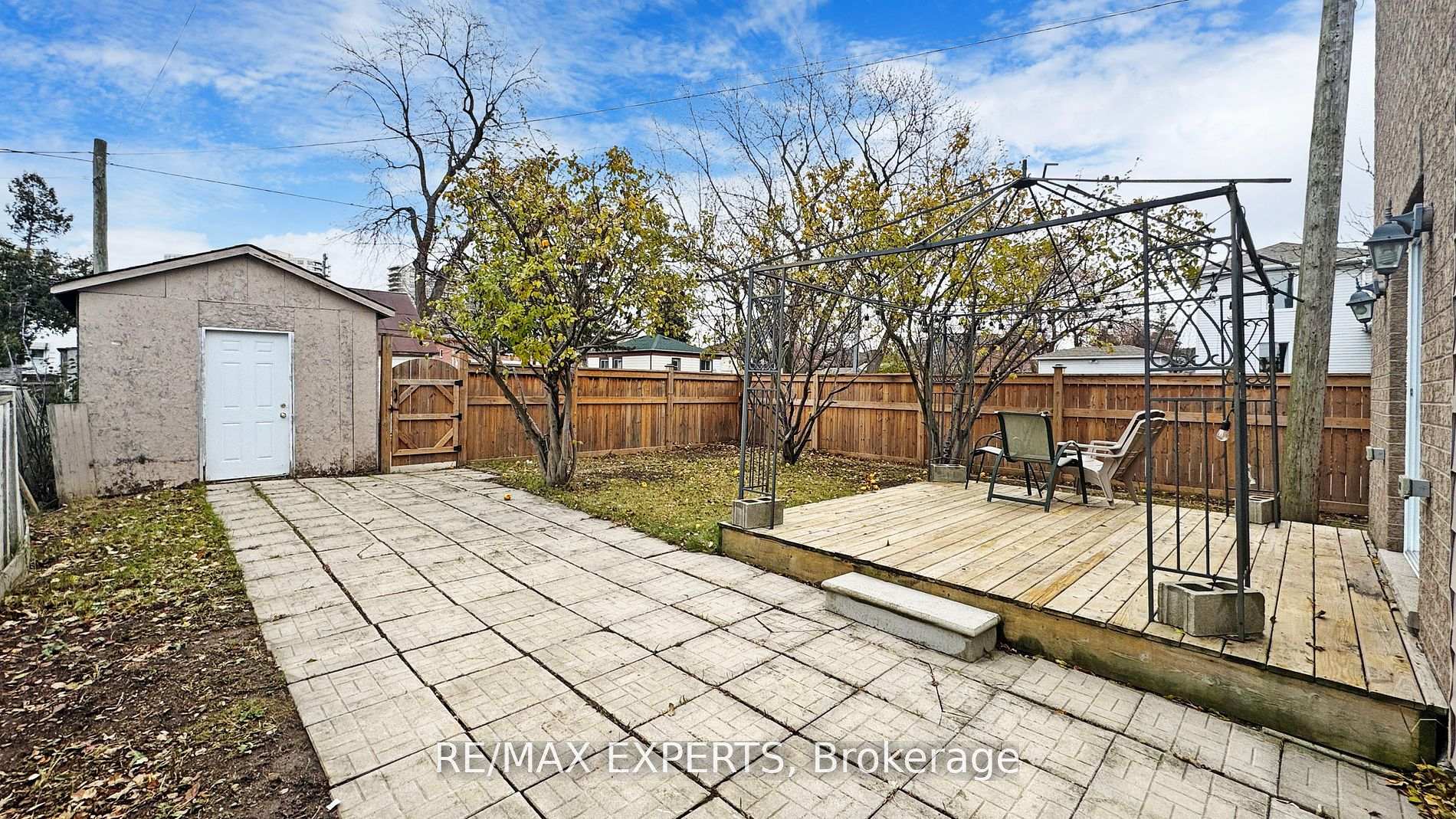 Photo 20 of 85 Laurel Avenue, Scarborough, Kennedy Park — HOMEH