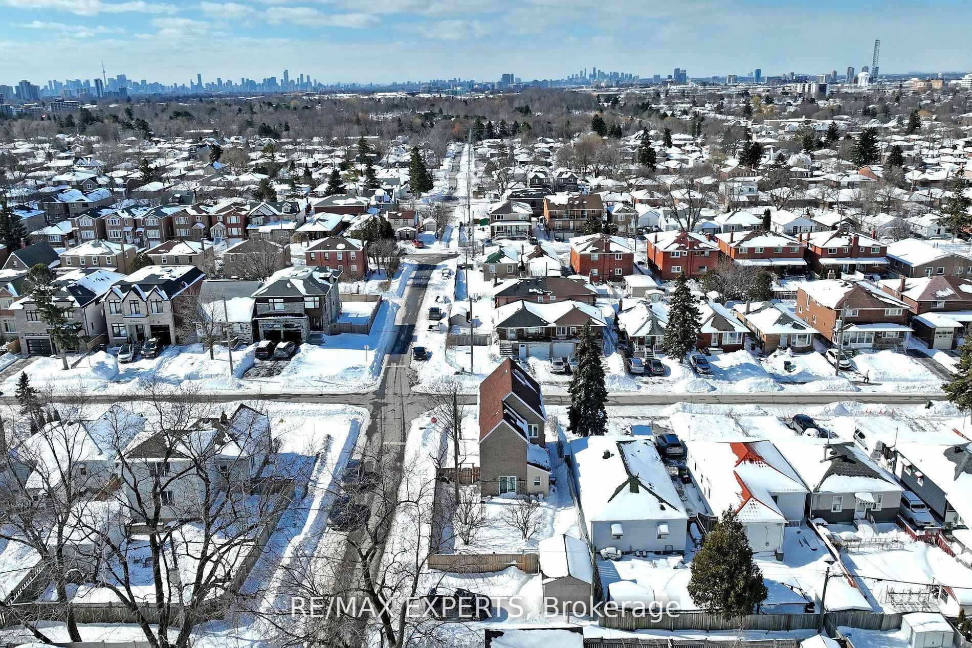 Photo 22 of 85 Laurel Avenue, Scarborough, Kennedy Park — HOMEH