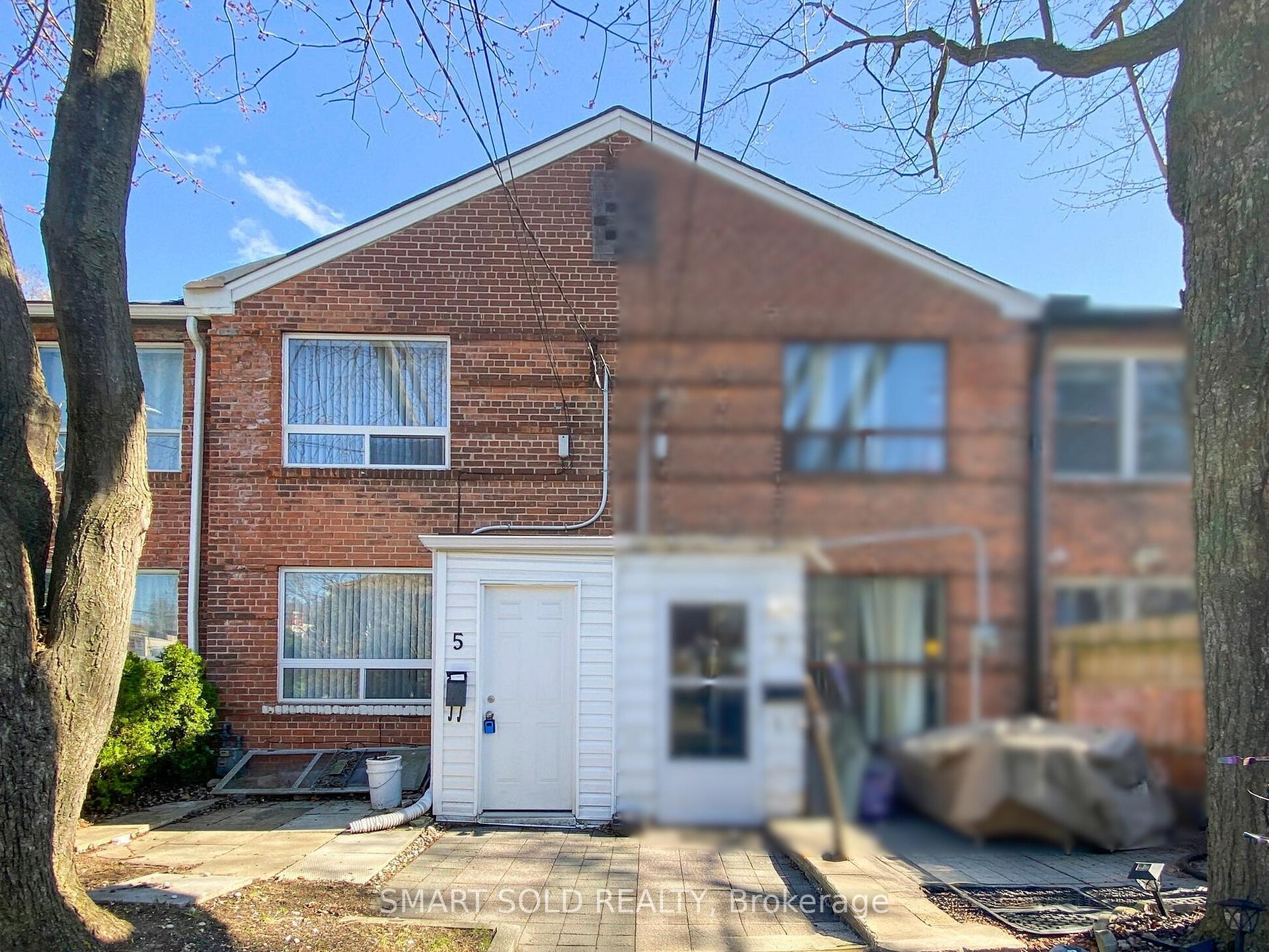 Photo 1 of 5 Khedive Avenue, Toronto, Englemount-Lawrence — HOMEH