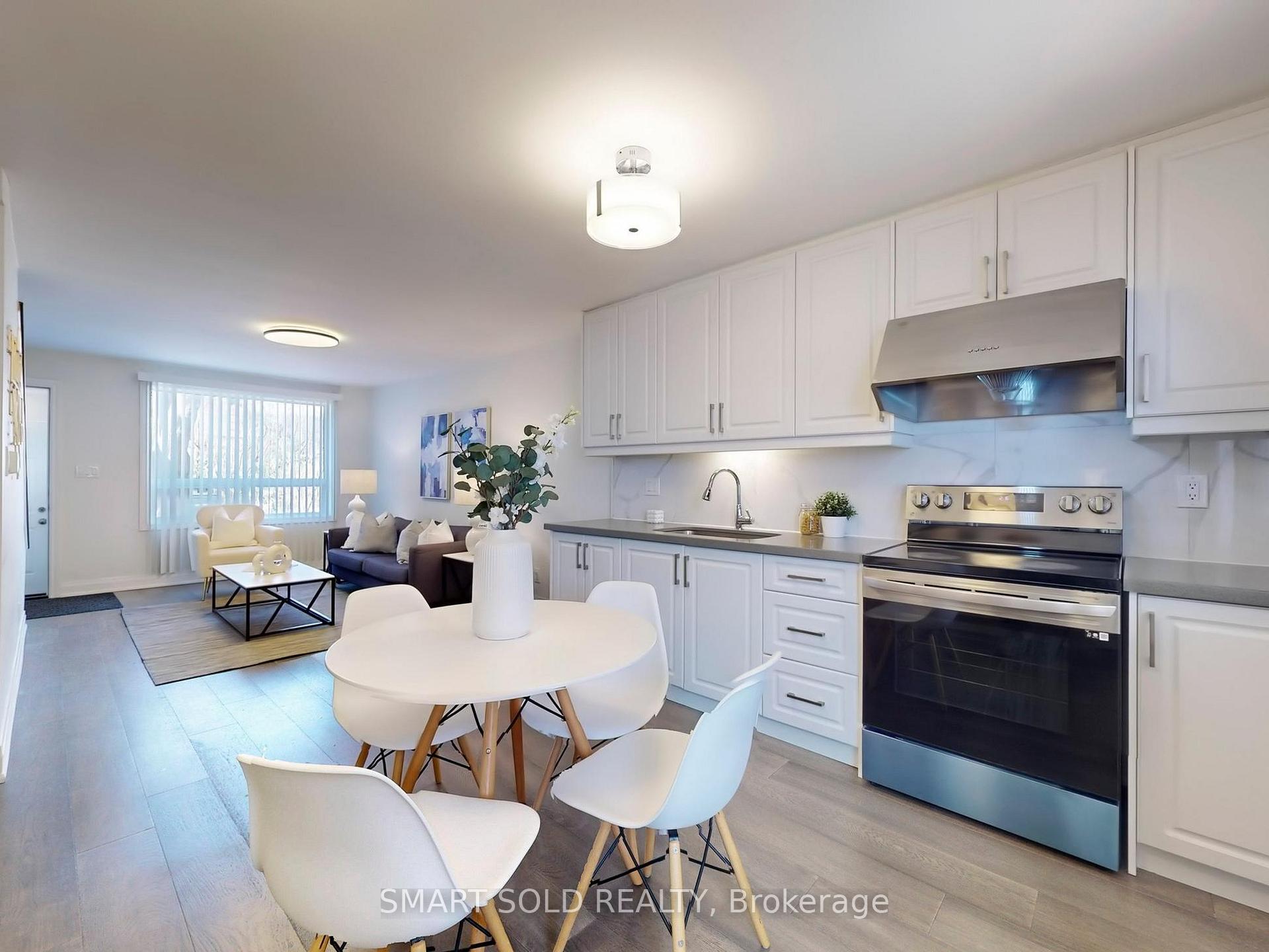 Photo 5 of 5 Khedive Avenue, Toronto, Englemount-Lawrence — HOMEH