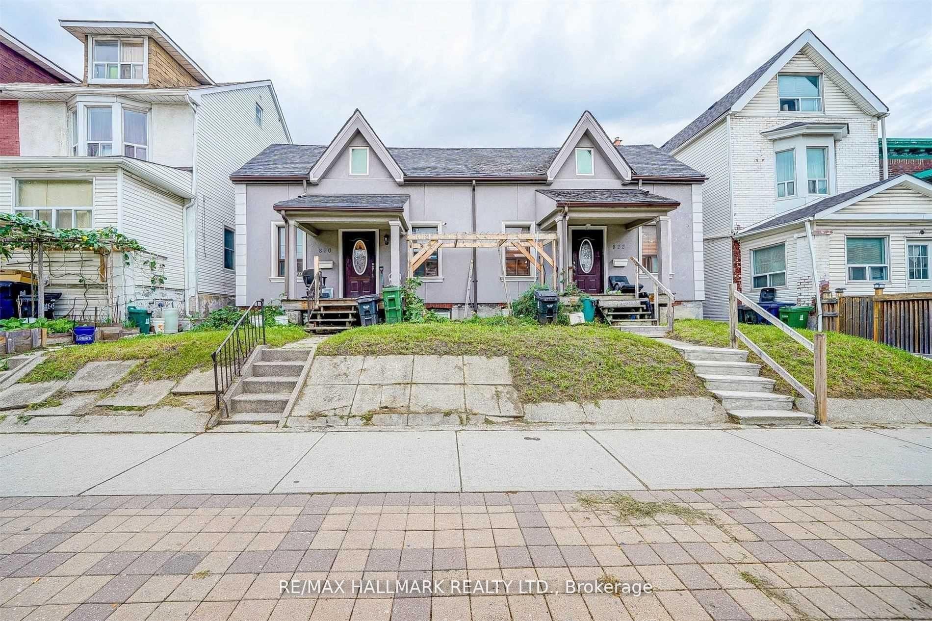 Photo 1 of Unit 2, 822 Gerrard Street E, Toronto, North Riverdale — HOMEH