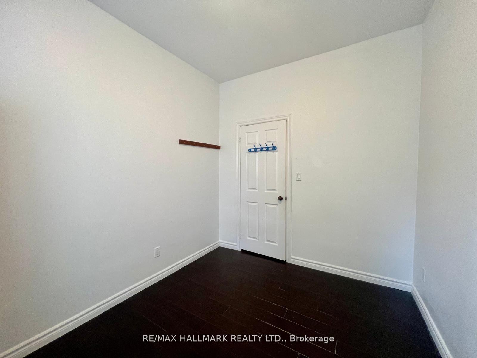 Photo 6 of Unit 2, 822 Gerrard Street E, Toronto, North Riverdale — HOMEH