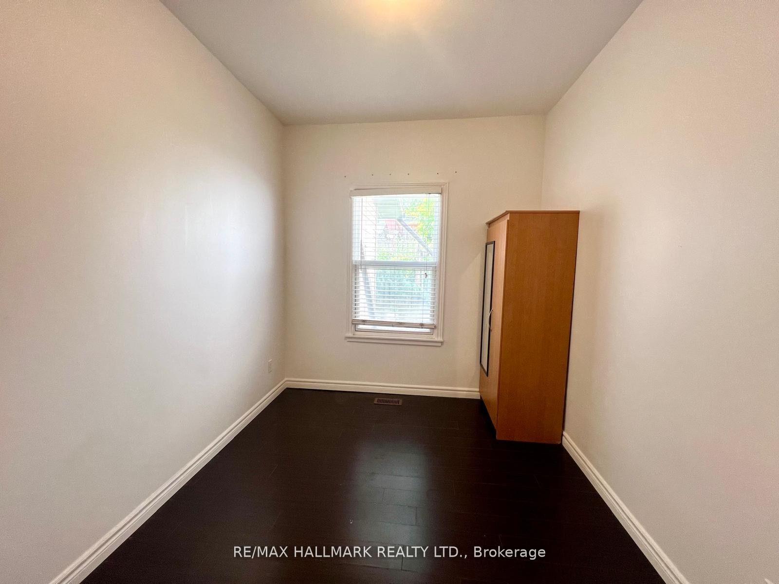 Photo 7 of Unit 2, 822 Gerrard Street E, Toronto, North Riverdale — HOMEH