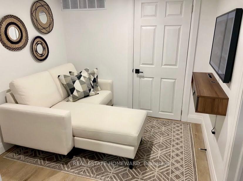 Photo 10 of Unit Lower, 53 Stamford Square S, Scarborough, Clairlea-Birchmount — HOMEH
