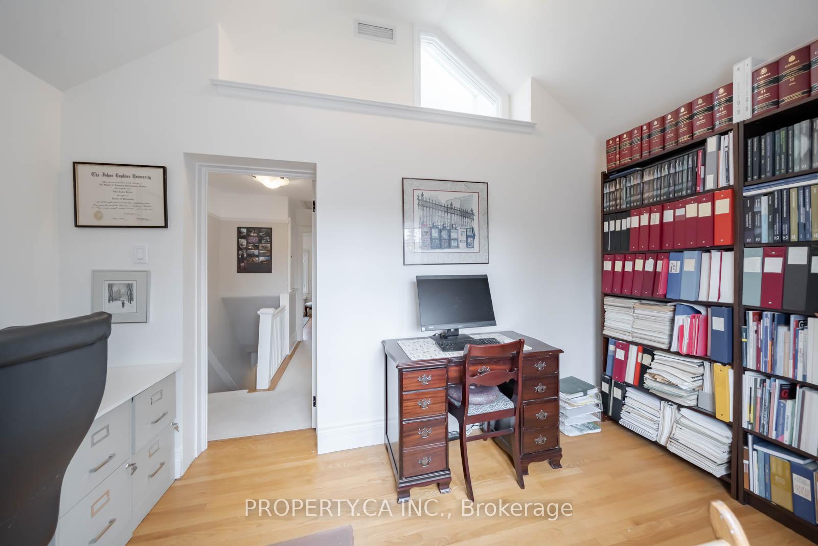 Photo 19 of 91 Roe Avenue, Toronto, Lawrence Park North — HOMEH