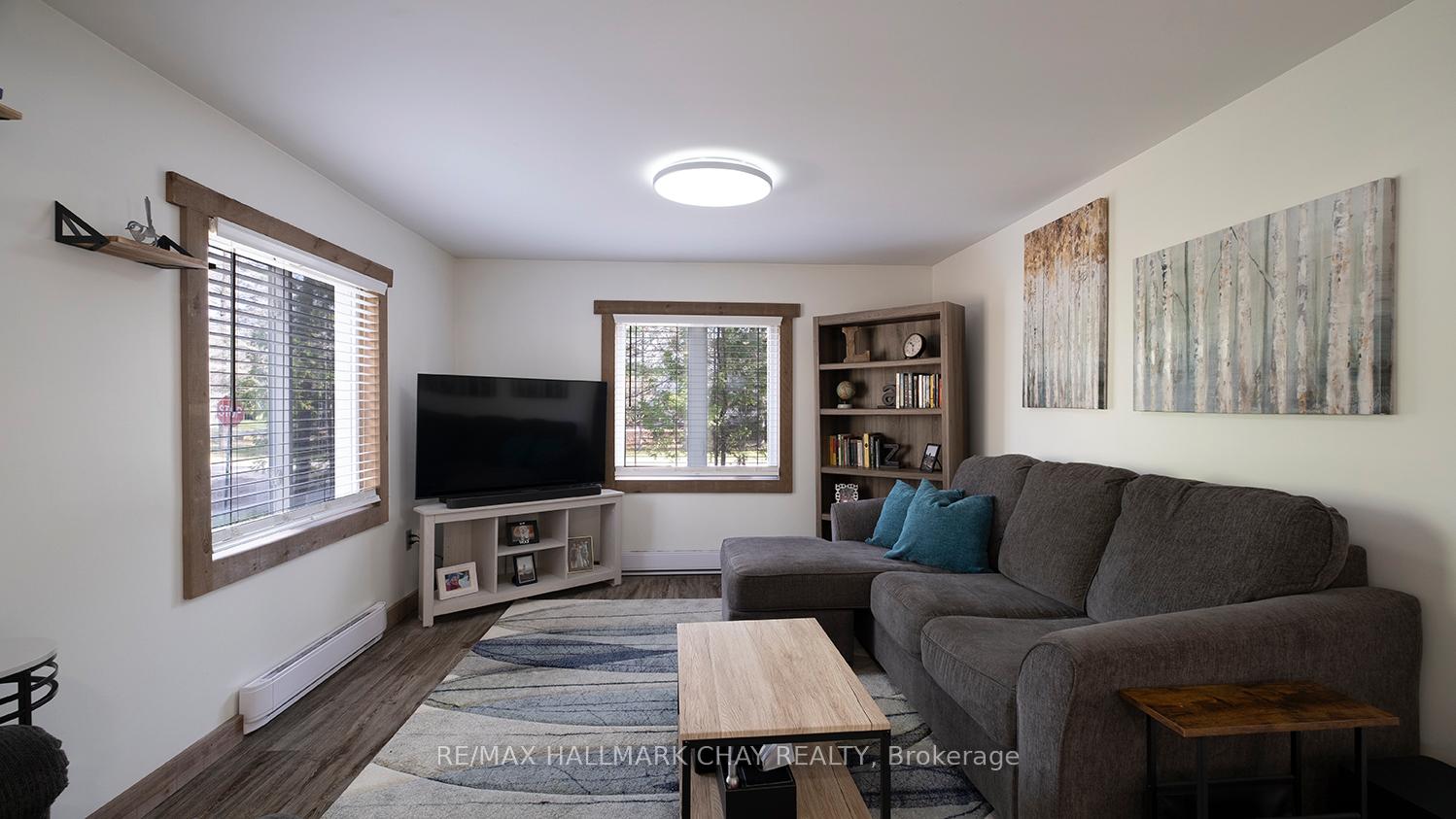 Photo 12 of 30 Hearthstone Drive, Tay, Rural Tay — HOMEH