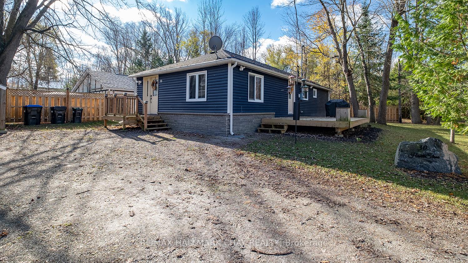 Photo 23 of 30 Hearthstone Drive, Tay, Rural Tay — HOMEH