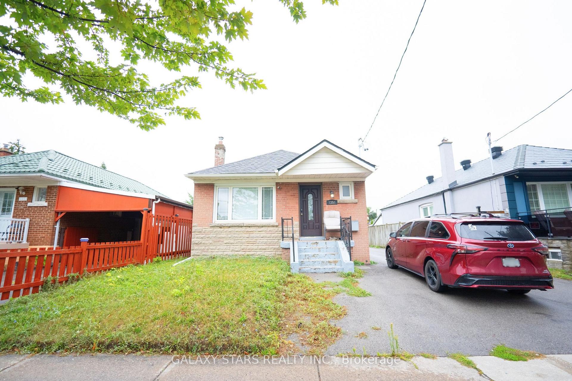 Front of 1351 Victoria Park Avenue