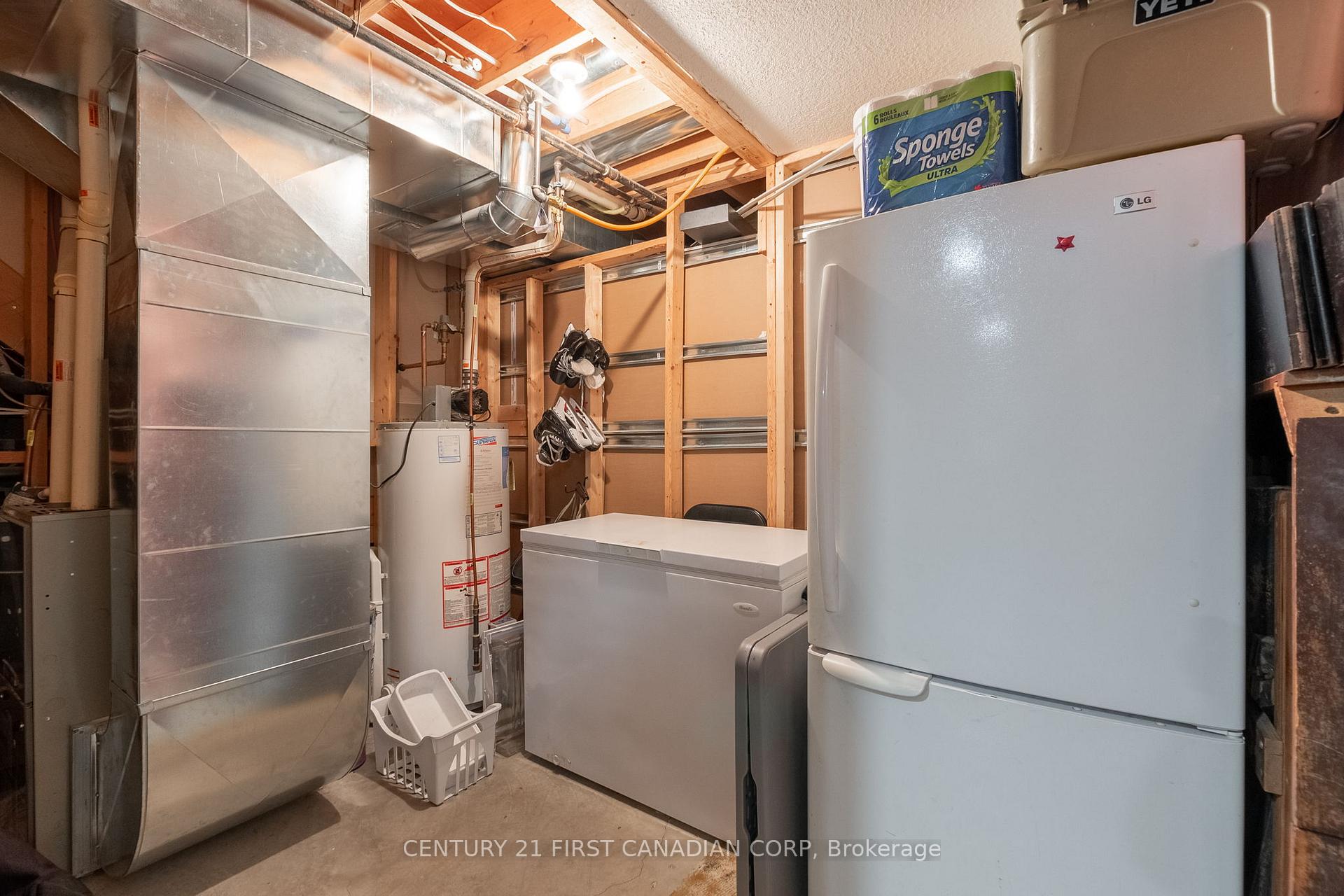 Photo 27 of 102 Steven Street, Strathroy-Caradoc, NE — HOMEH
