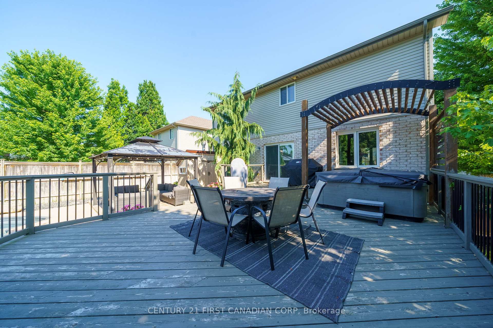 Photo 35 of 102 Steven Street, Strathroy-Caradoc, NE — HOMEH