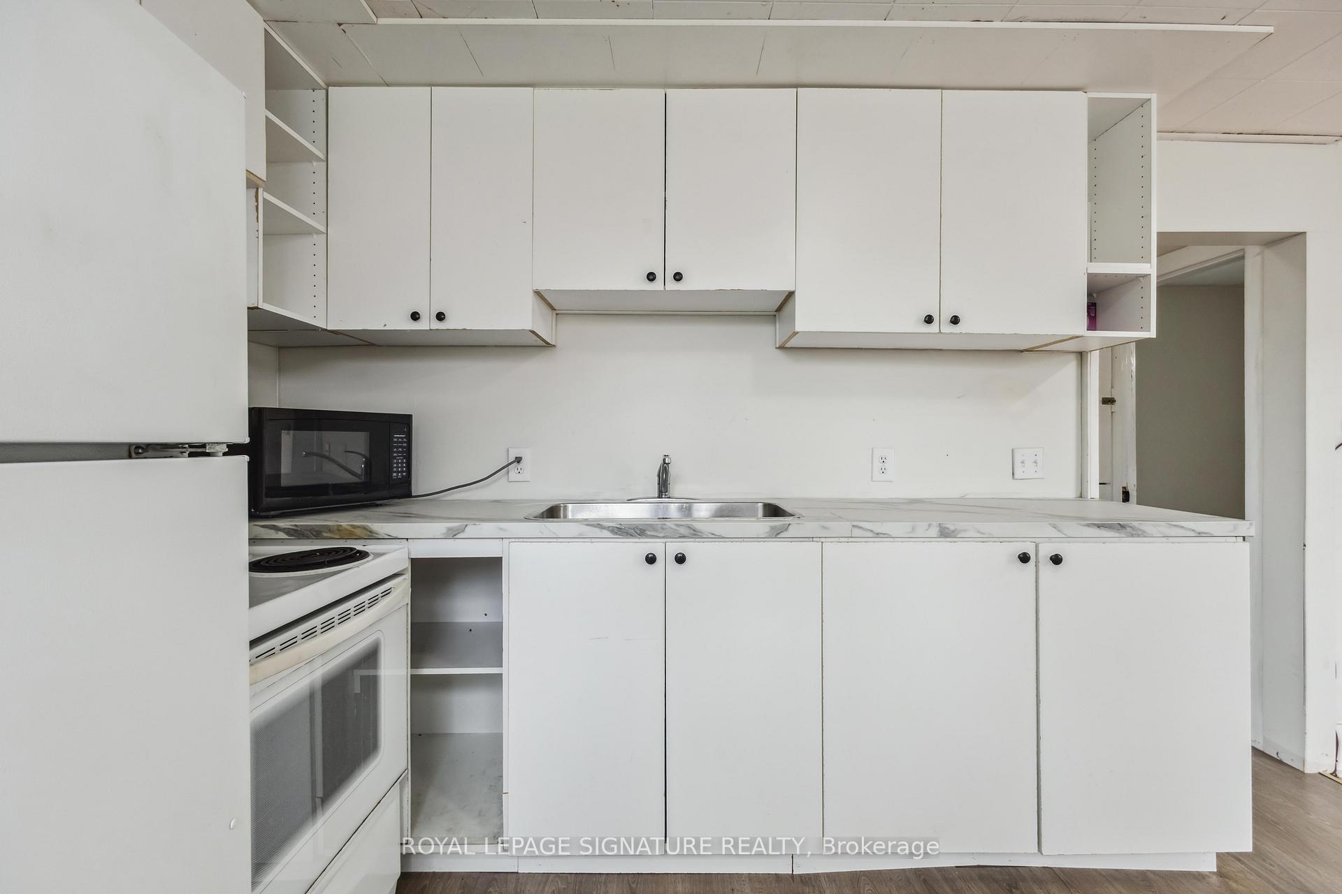 Photo 17 of 2 Stanhope Avenue, Toronto, Broadview North — HOMEH