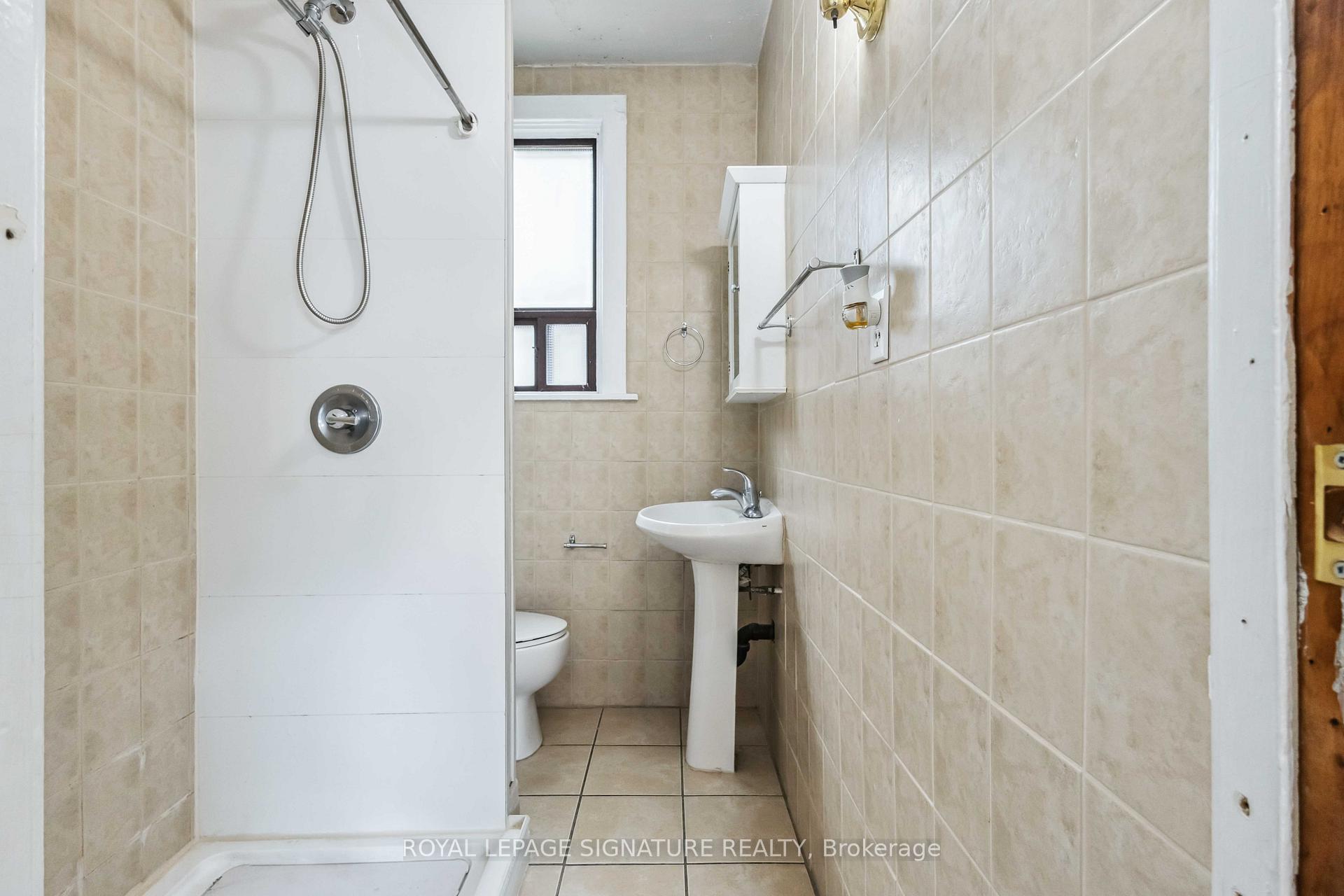 Photo 20 of 2 Stanhope Avenue, Toronto, Broadview North — HOMEH