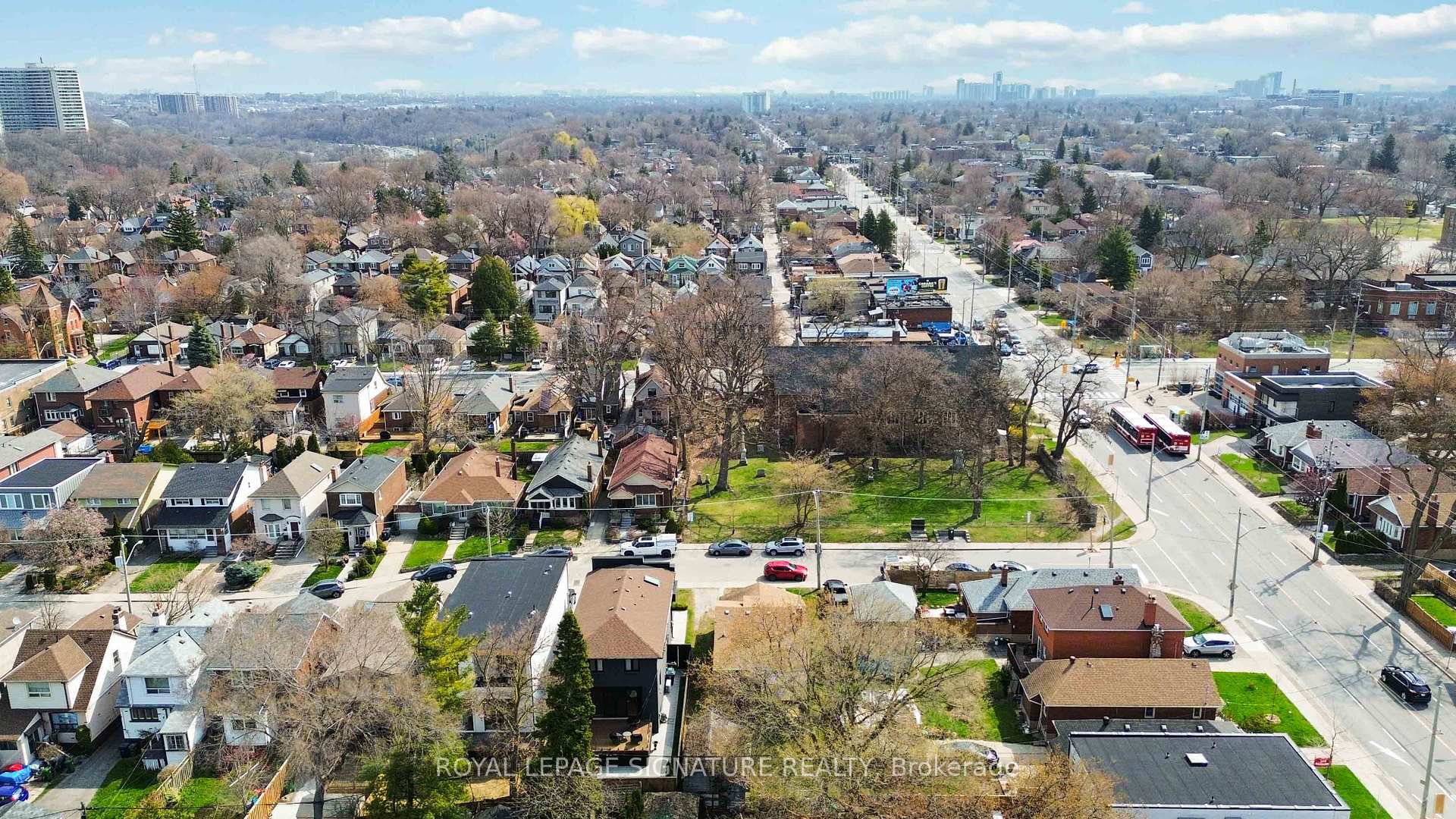 Photo 33 of 2 Stanhope Avenue, Toronto, Broadview North — HOMEH
